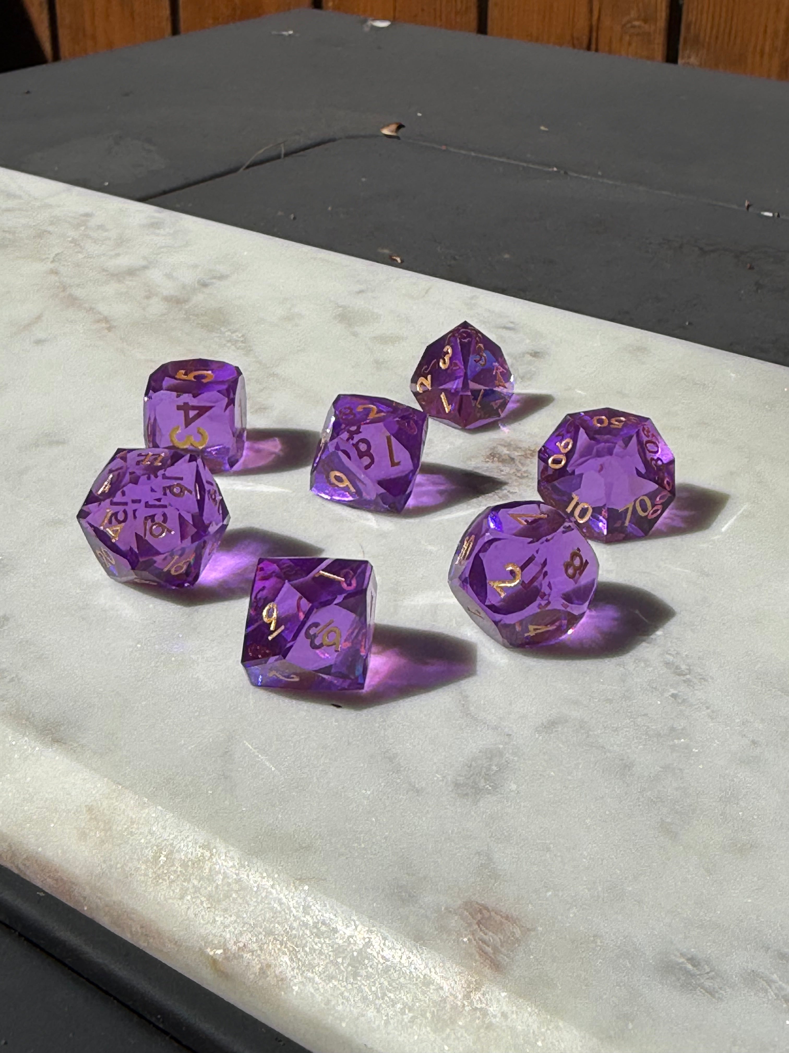 Amethyst Shards – Diamond-Edge Resin Dice Set