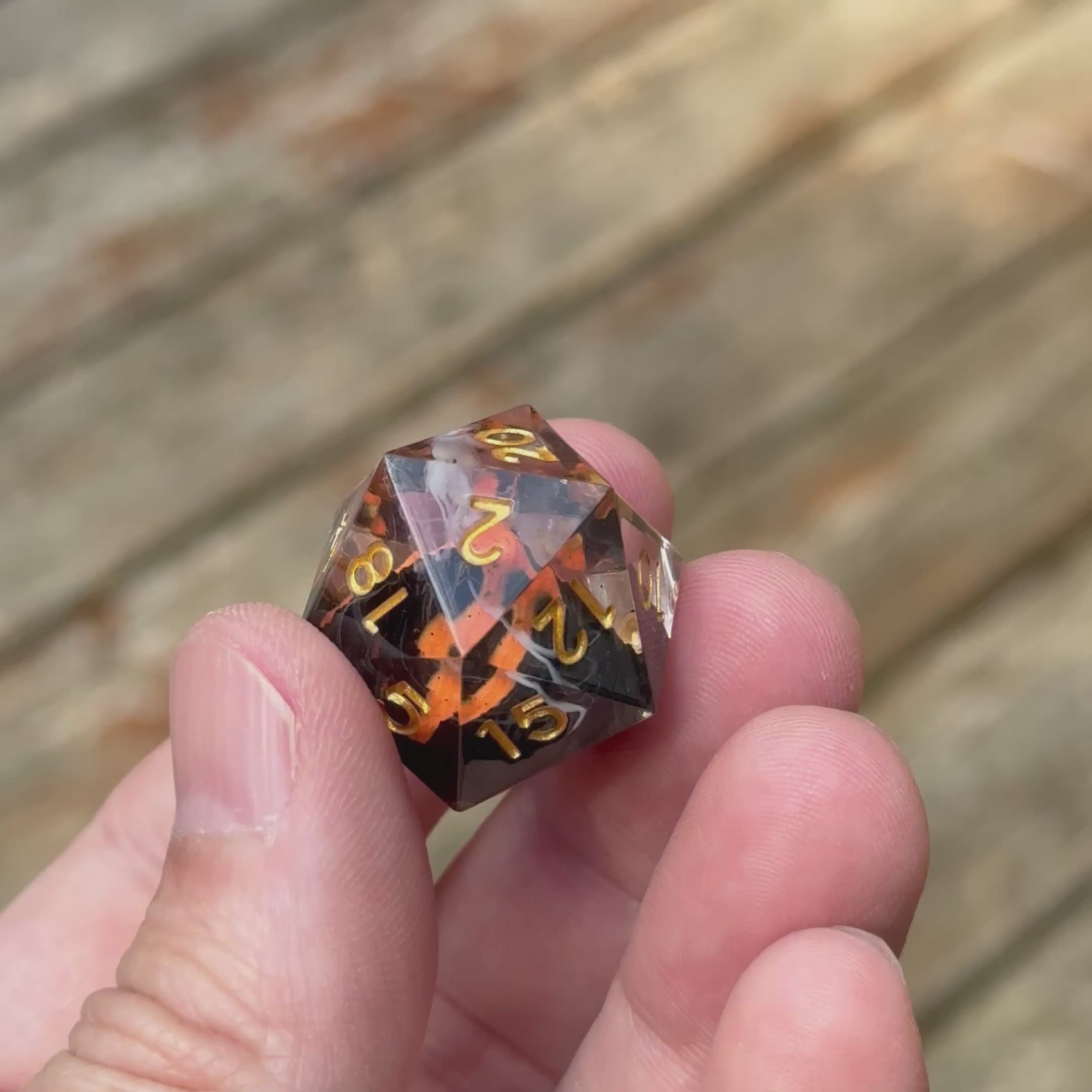 Molten Fury - Sharp Edge Dice Set