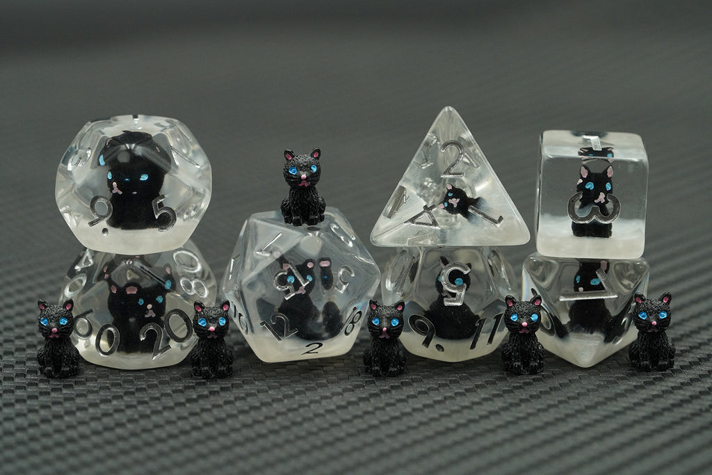 IceForge Dice Canada - Nightbloom 5 – Dice Set Dice Set (Black)