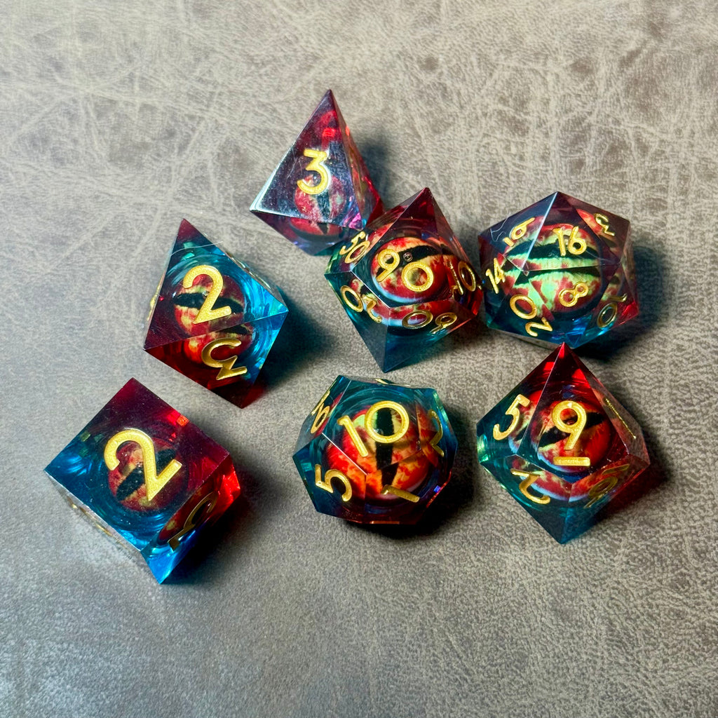 Emberstorm Dragon's Gaze – Ensemble de dés à noyau liquide