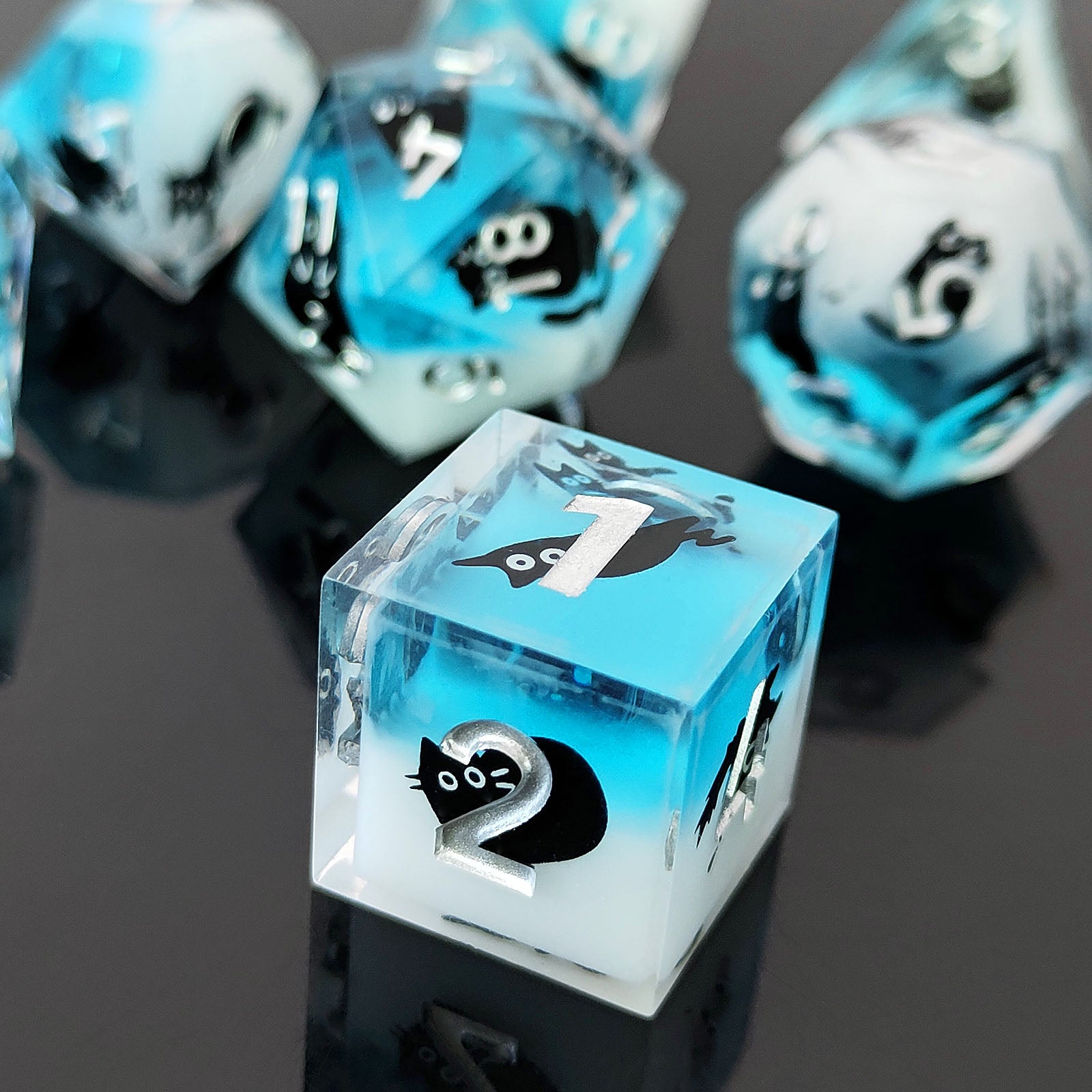 IceForge Dice Canada - Familiar Whiskers – Glacier Milk Dice Set