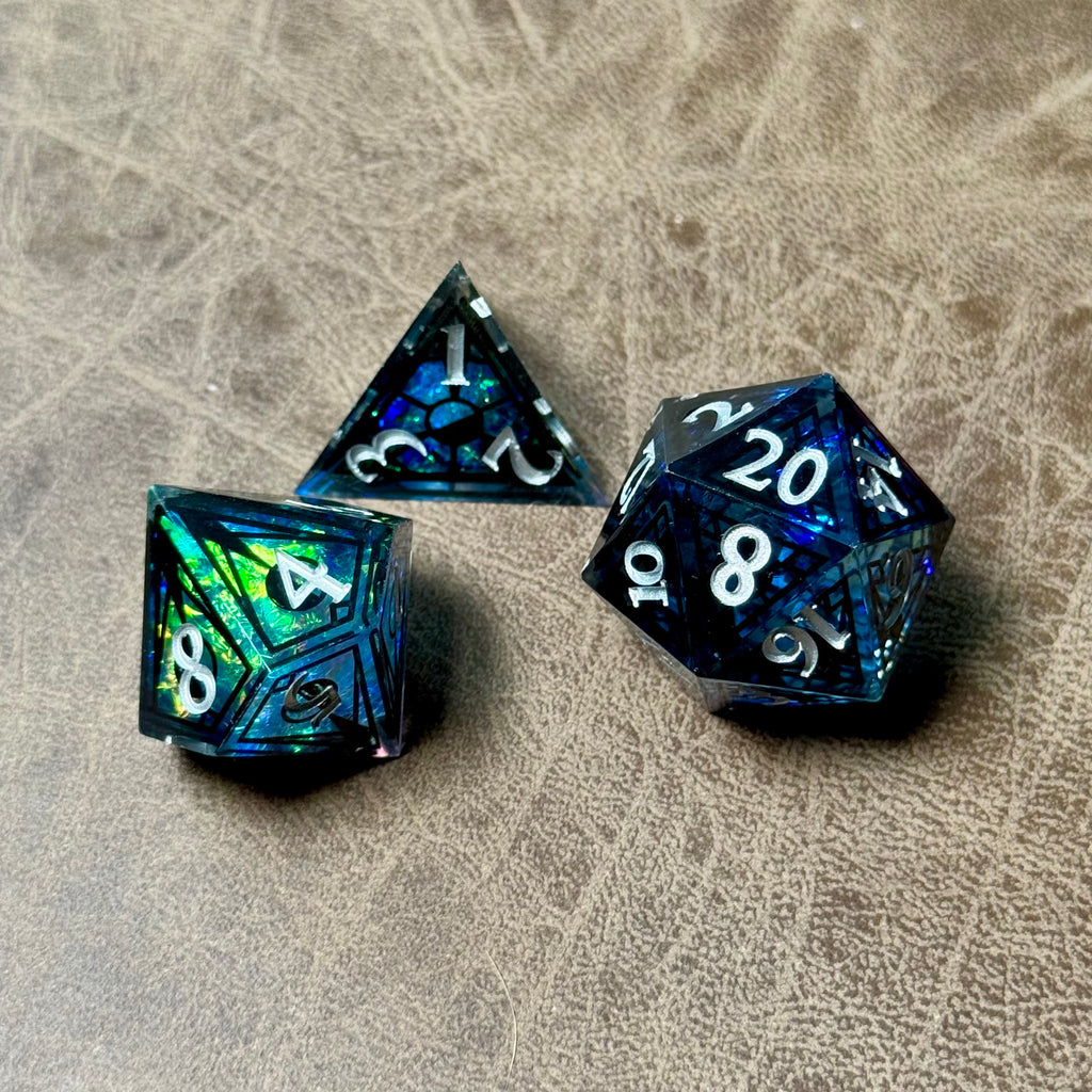 Cathédrale de Minuit – Jeu de Dés en Résine à Bords Vifs