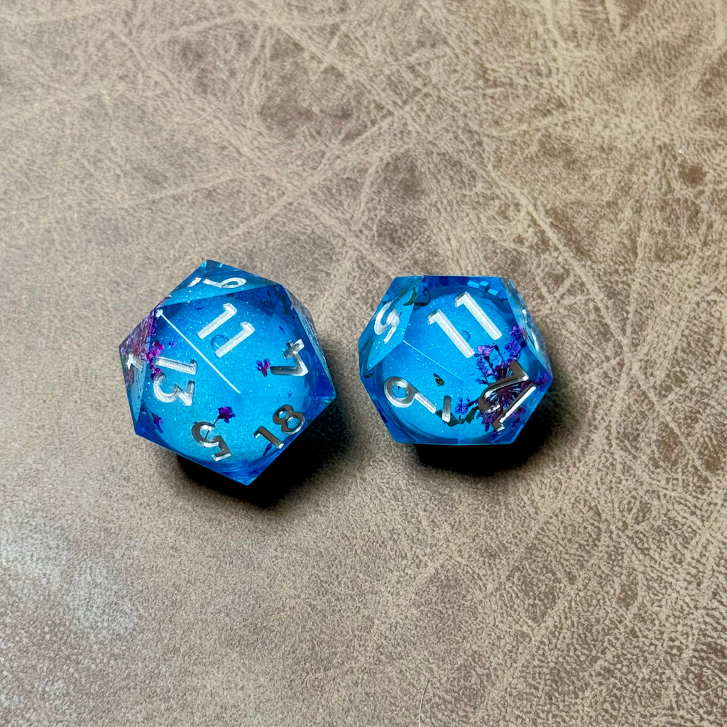Azure Wisteria – Liquid Core Dice Set