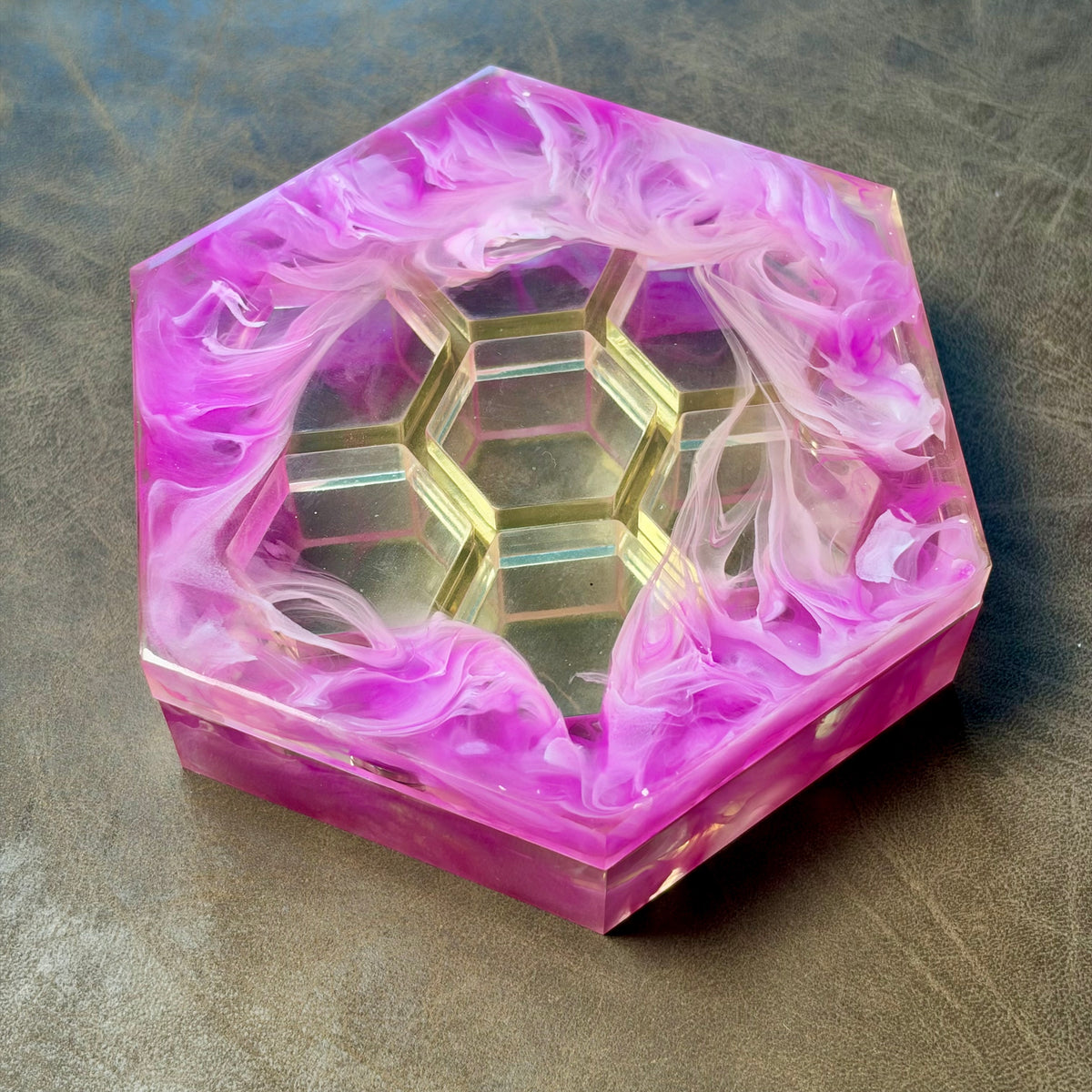 Violet Coil – Hex Dice Box