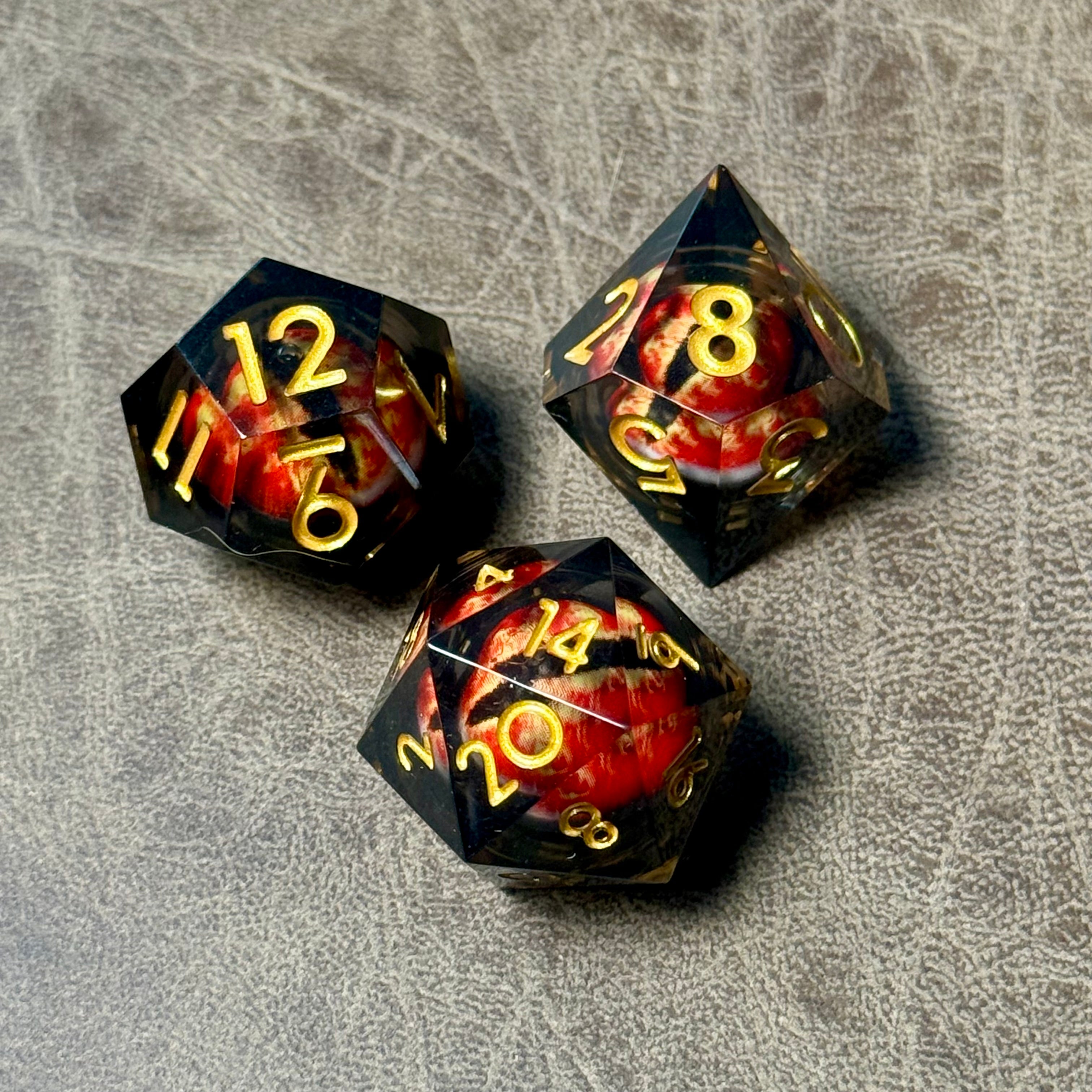 Infernal Dragon’s Gaze Liquid Core Dice Set