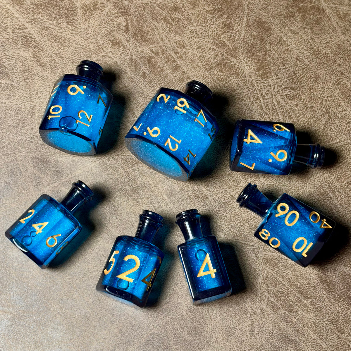 Potion de Verre des Abysses – Set de Dés à Cœur Liquide