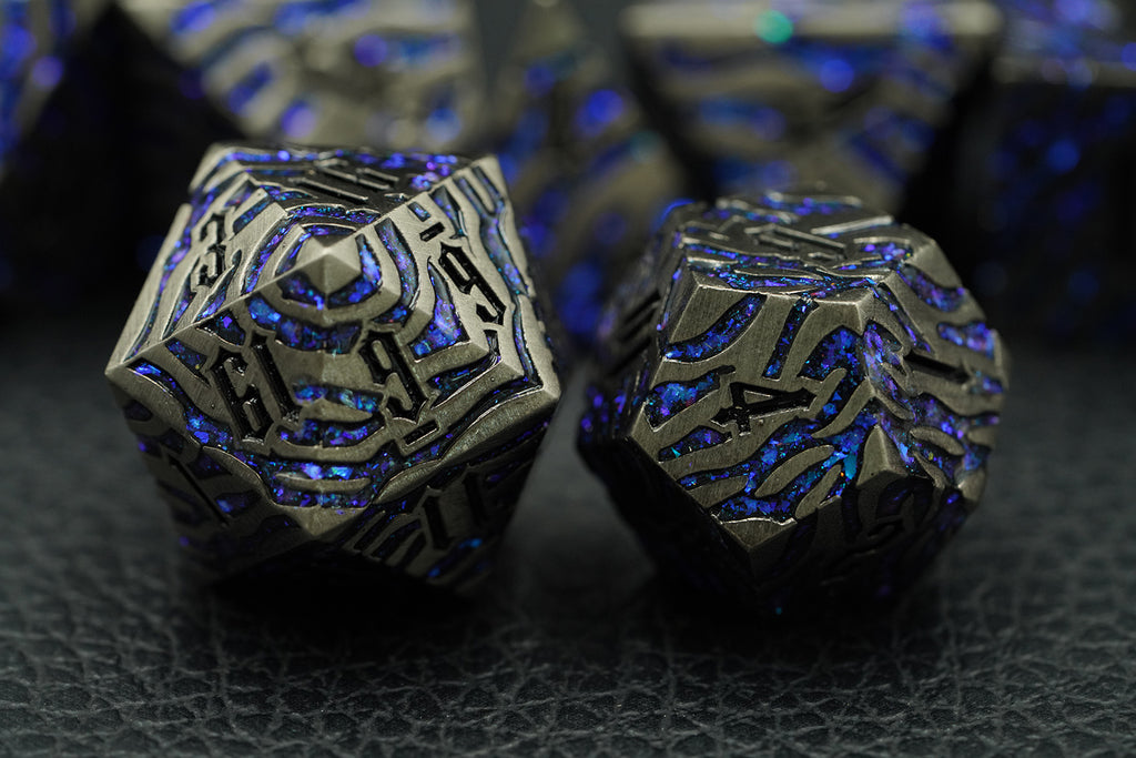 IceForge Dice Canada - Stormfang – Tiger Striped Metal Dice Set