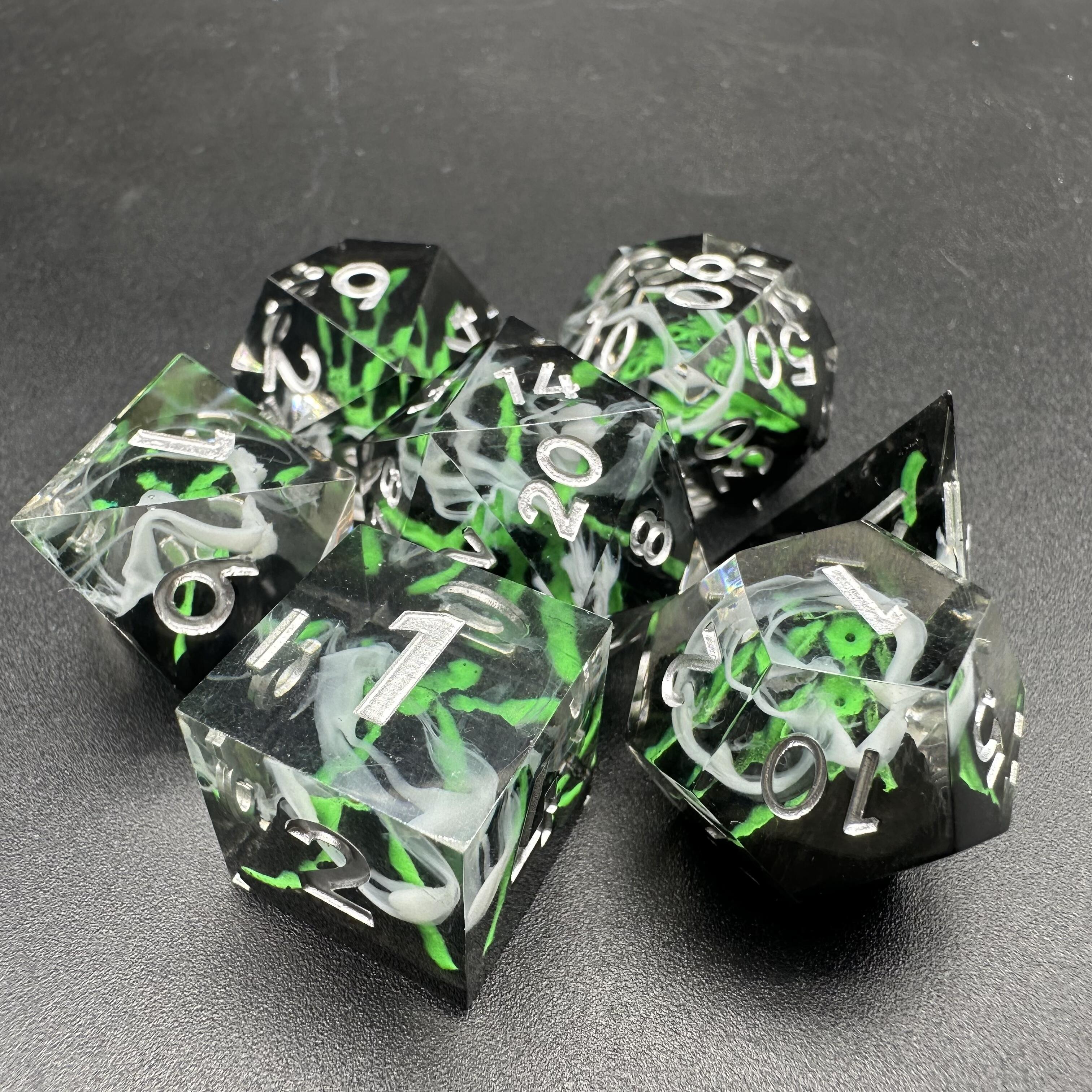 IceForge Dice Canada - Venomflare – Sharp Edge Dice Set