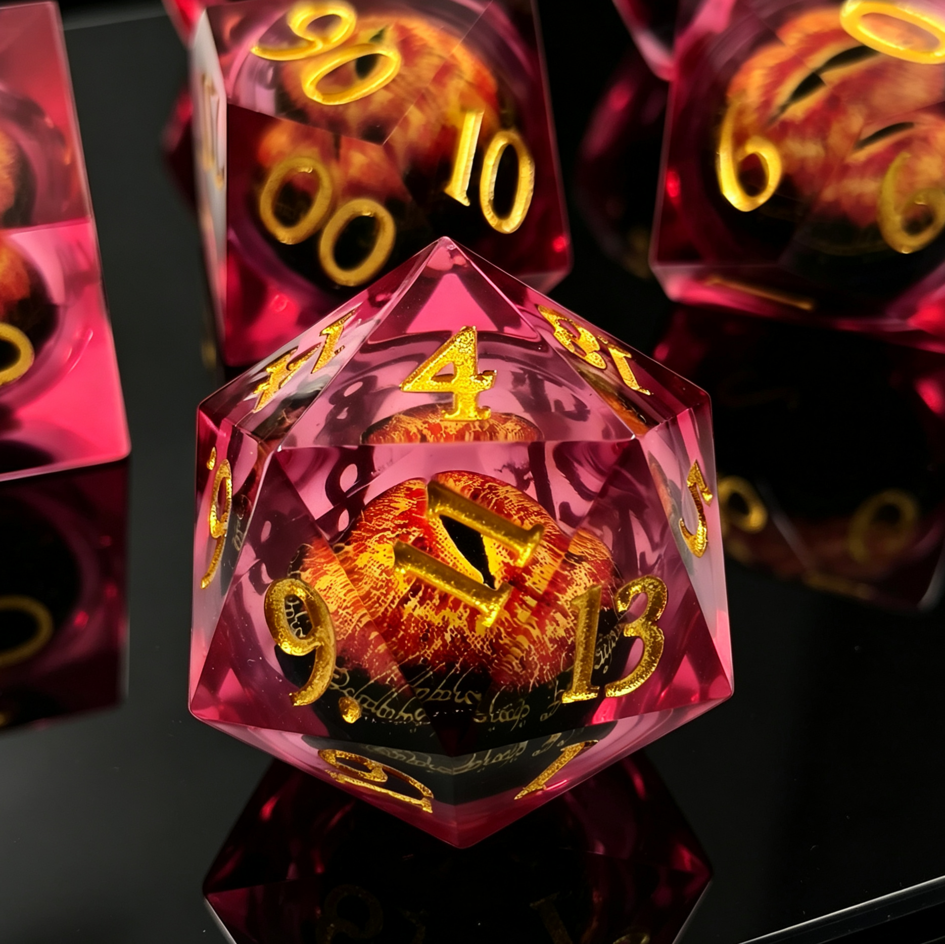 Molten Dragon's Gaze – Liquid Core Dice Set