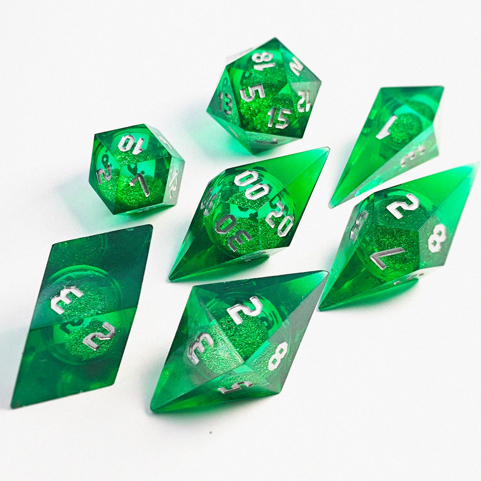 Emerald Nexus – Crystalspire Liquid Core Dice Set
