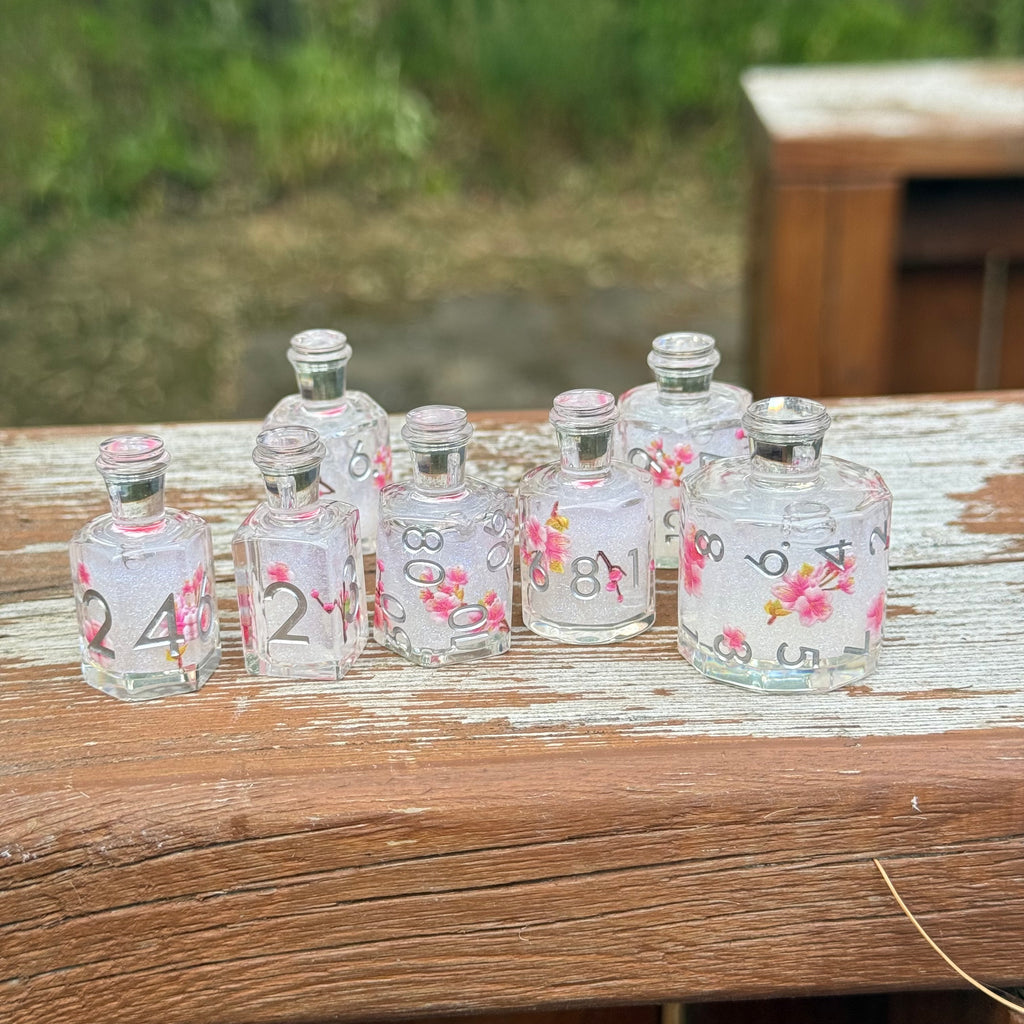 IceForge Dice Canada - Potion of Petalglow - Liquid Core Dice Set