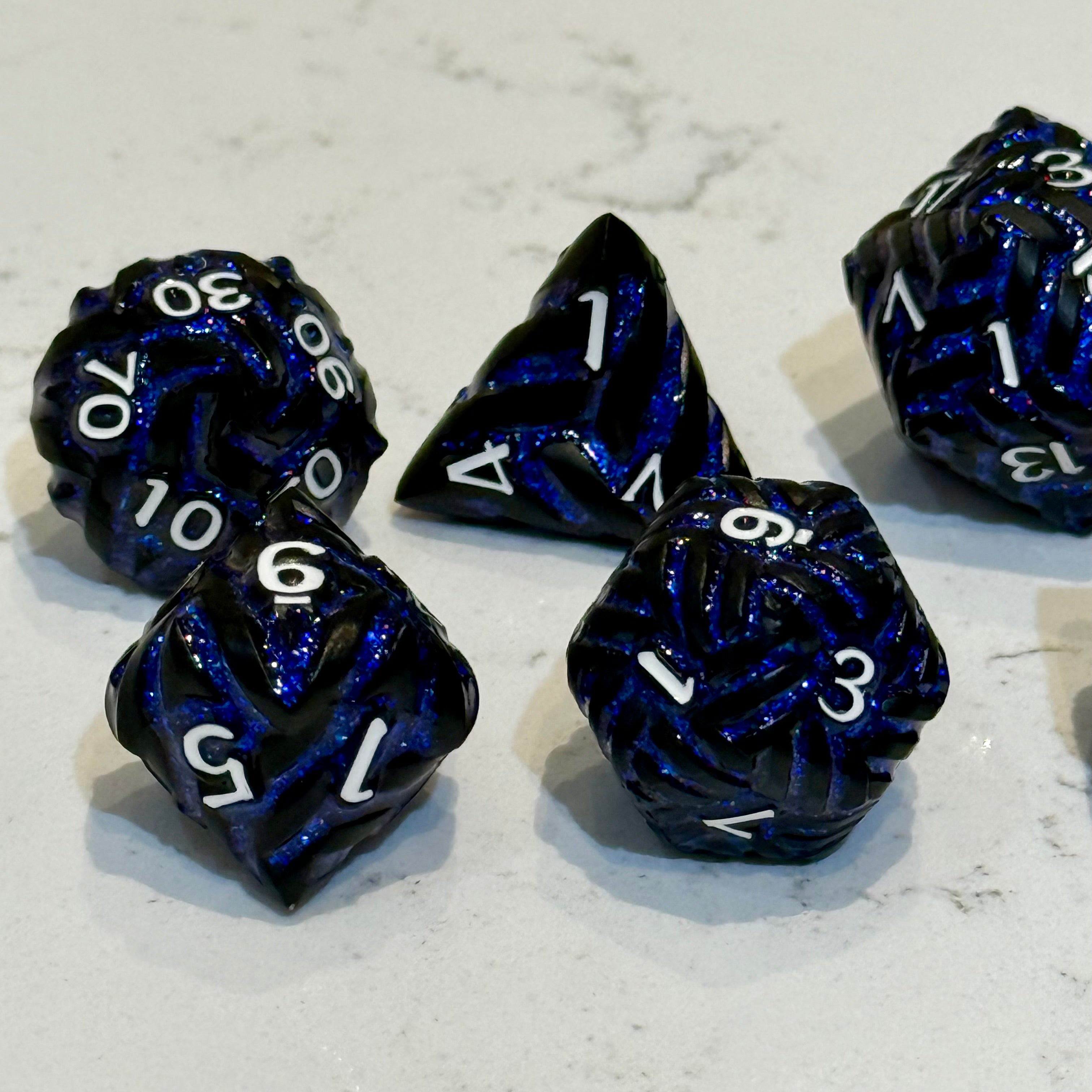 Abyssal Nightbraid – Umbral Core Metal Dice Set