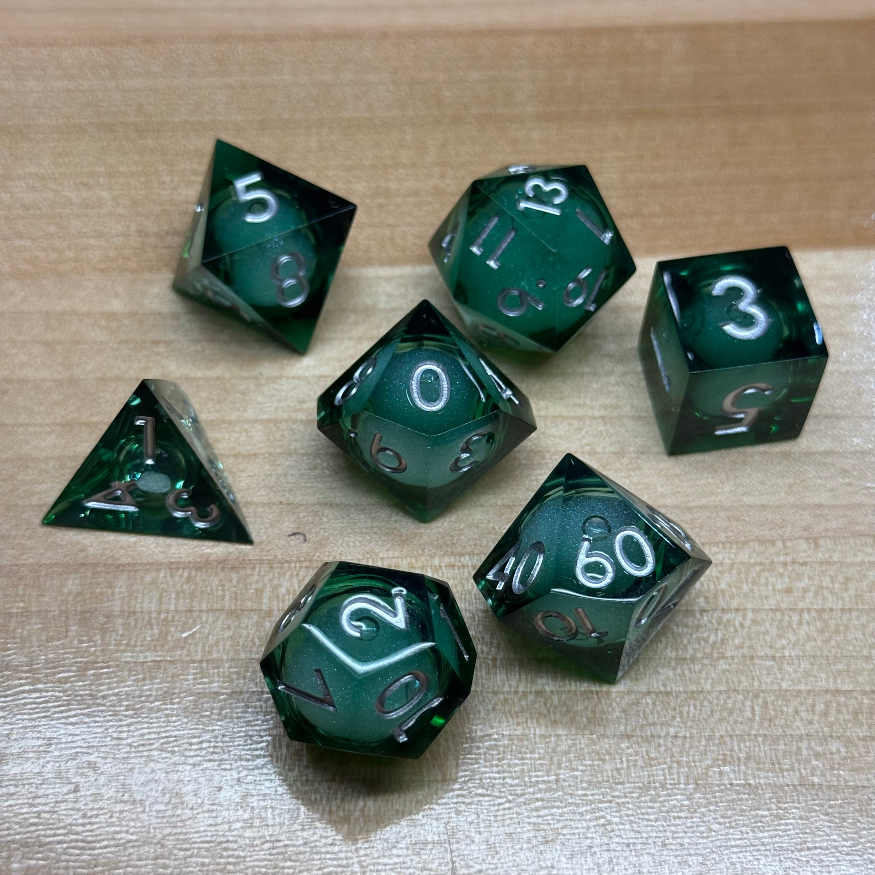 Verdantwave – Jeu de dés à noyau liquide