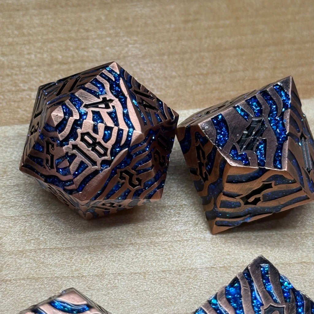 Ironfang – Cobalt Fang – Metal Dice Set