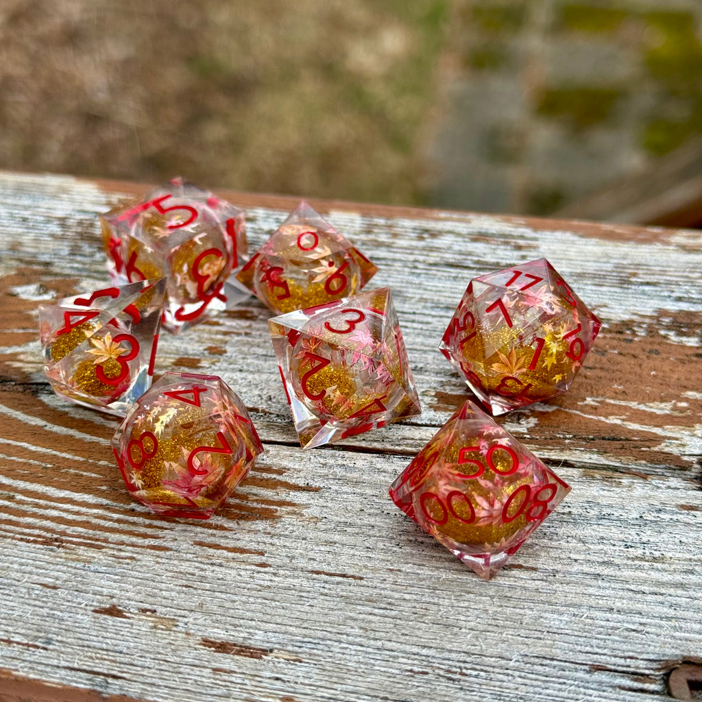 Maple Crown – Autumnfire - Liquid Core Dice Set