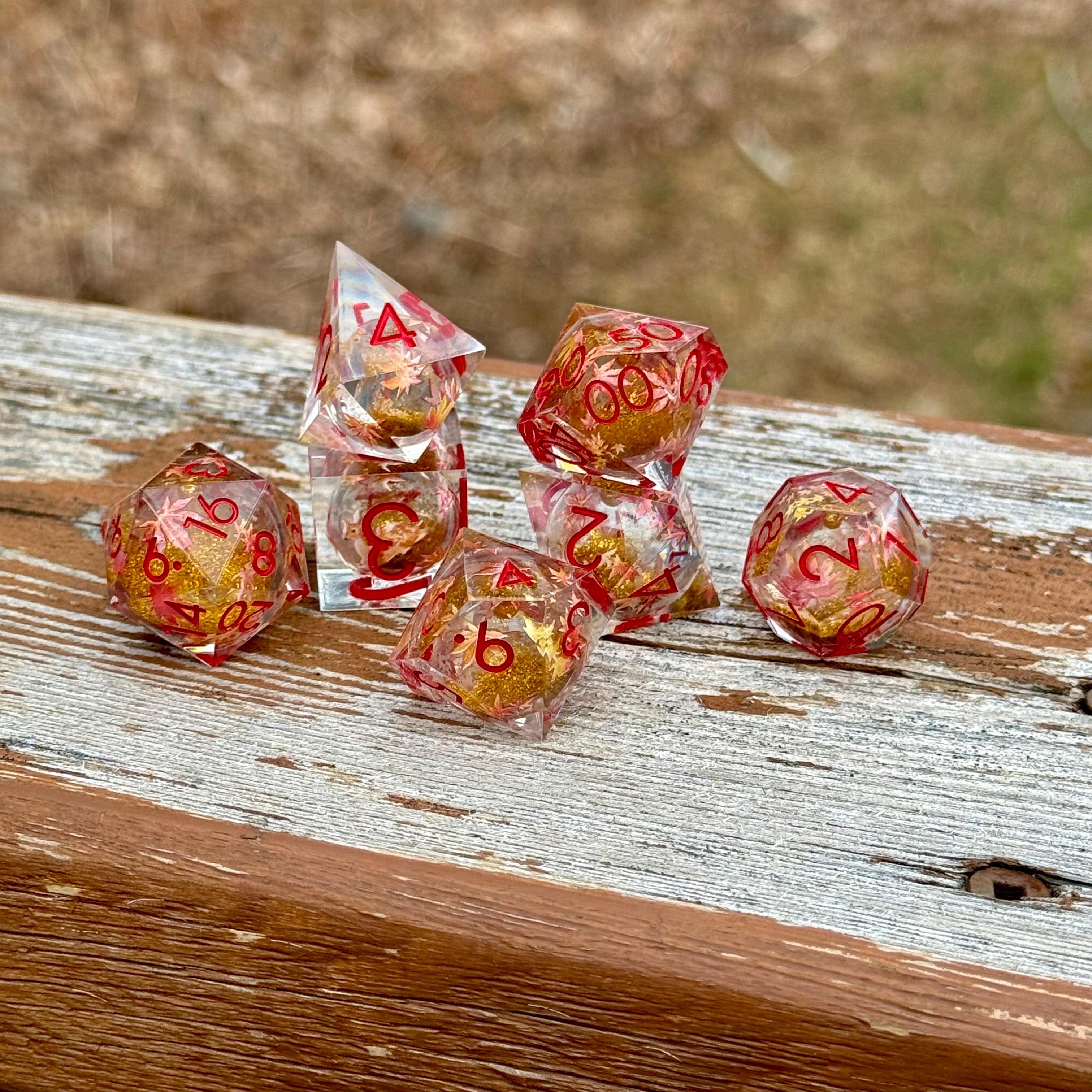 Maple Crown – Autumnfire - Liquid Core Dice Set