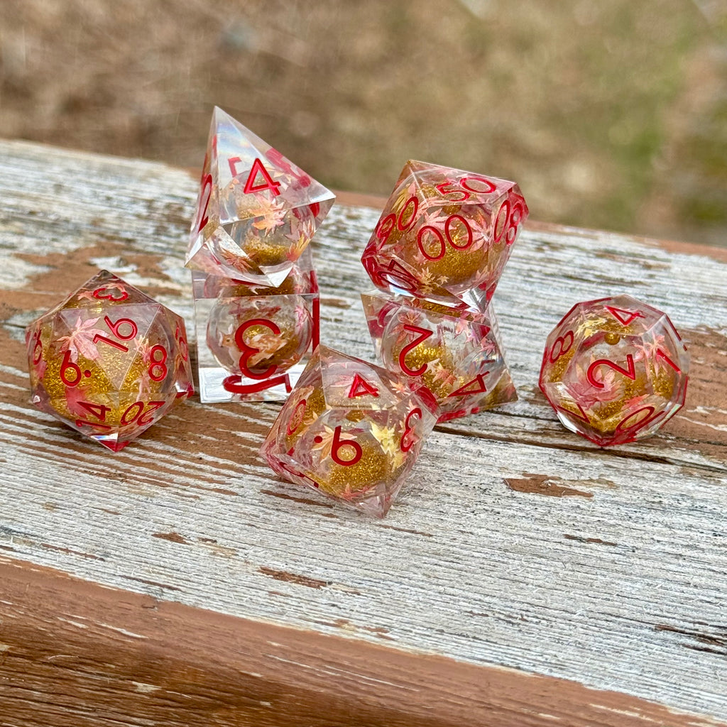 Maple Crown – Autumnfire - Liquid Core Dice Set