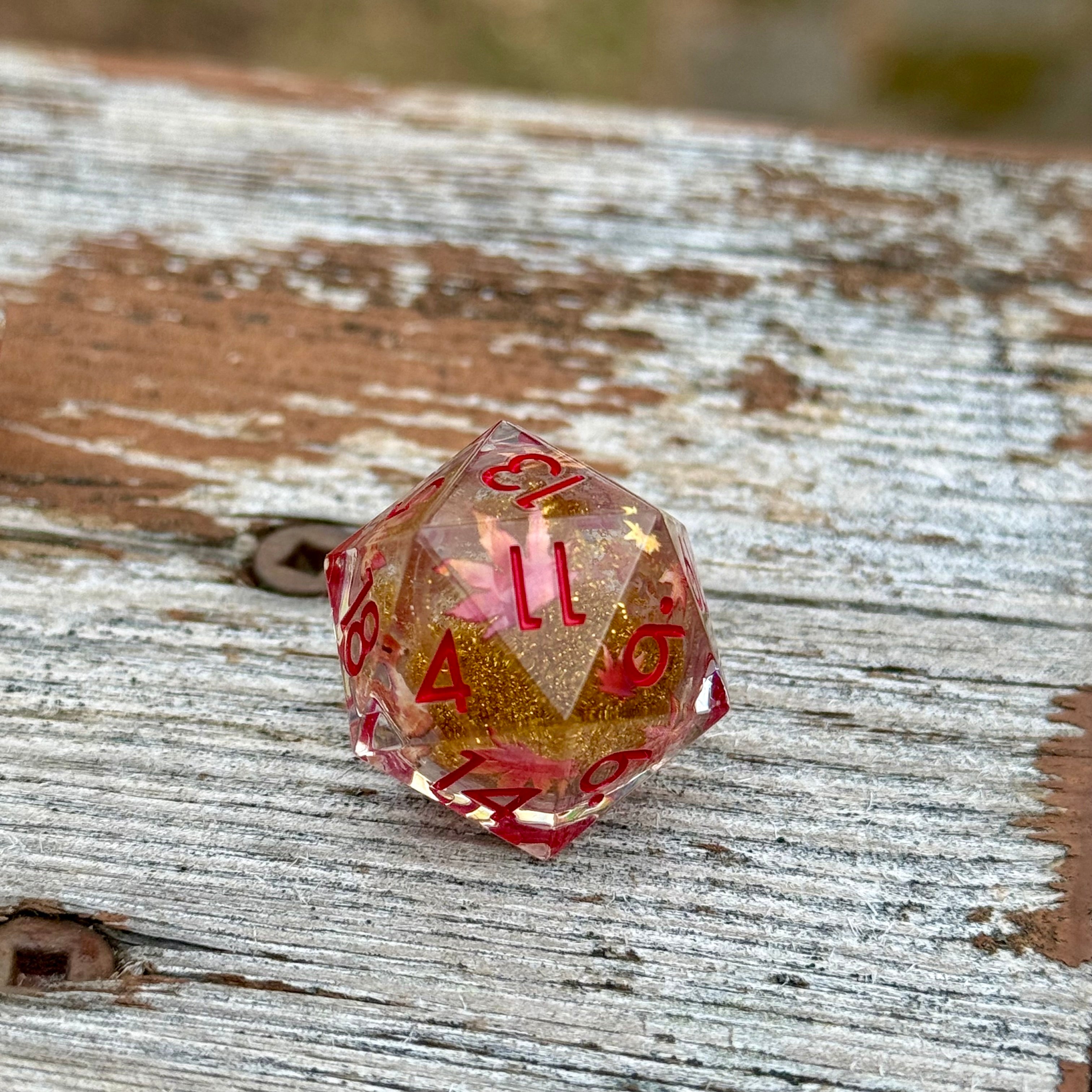 Maple Crown – Autumnfire - Liquid Core Dice Set