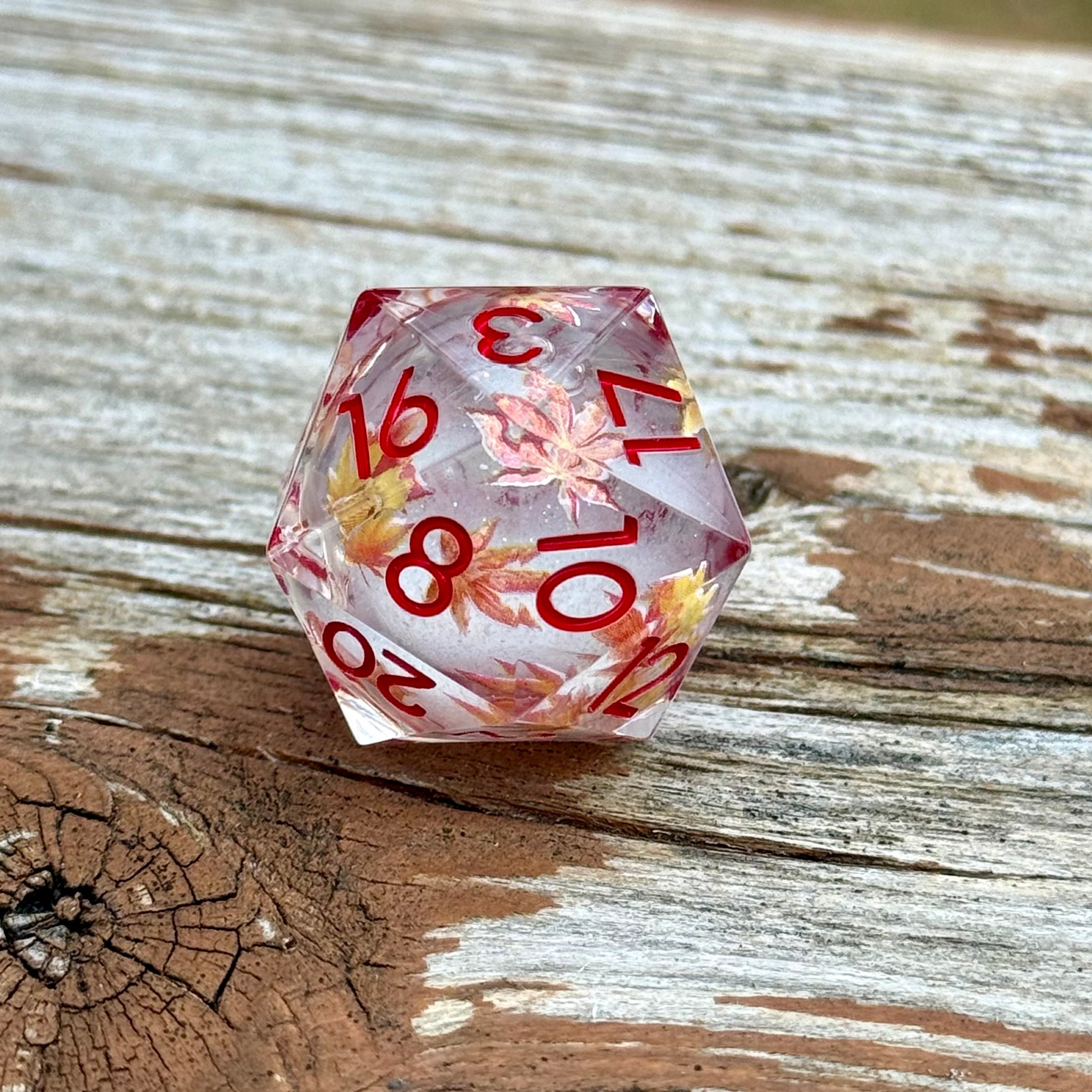 Maple Crown – Frostsilver - Liquid Core Dice Set