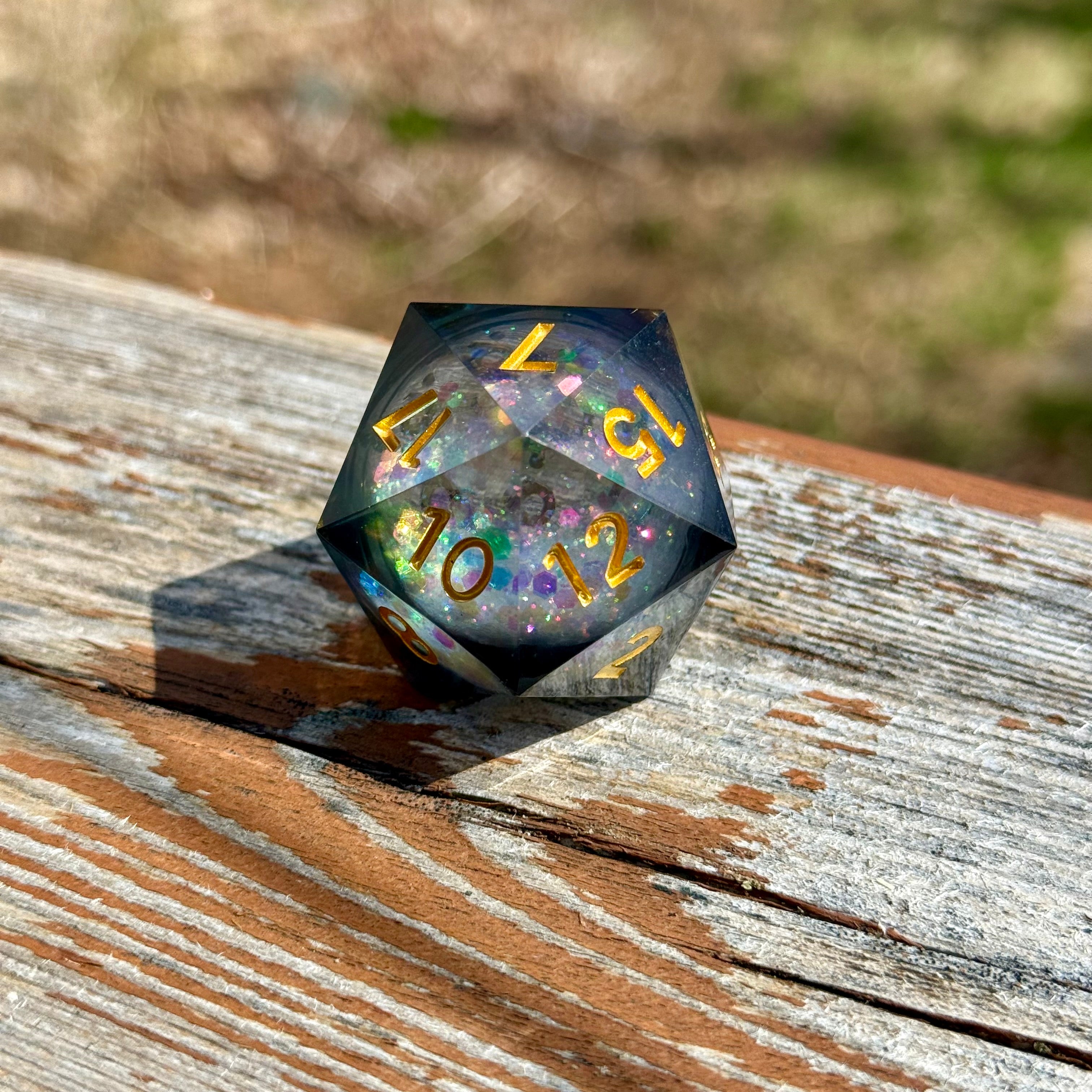 Gilded Nebula Colossus - Jumbo D20 (35mm)