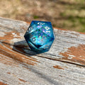 Abyssal Shimmer Colossus - Jumbo D20 (35mm)