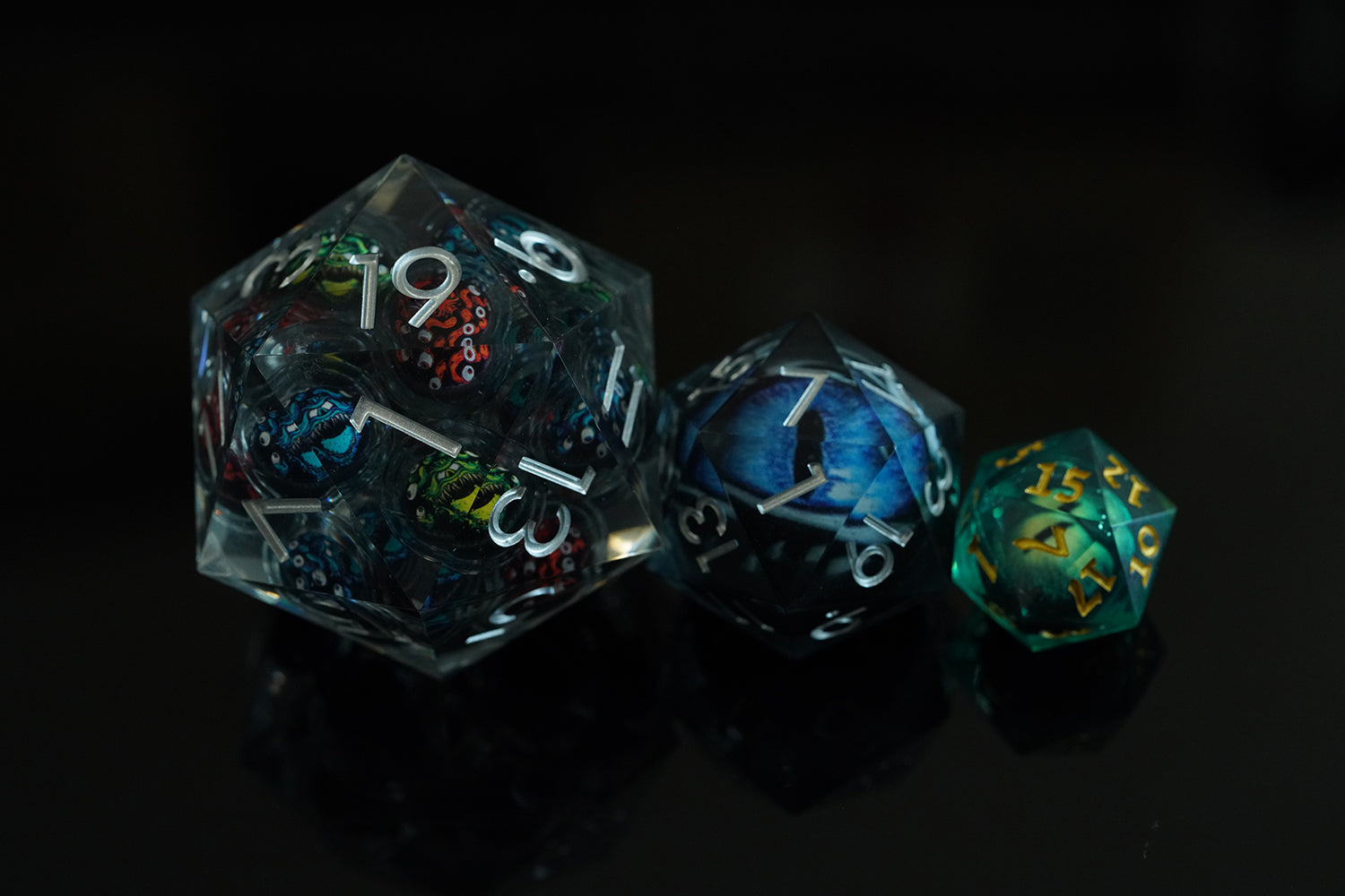 IceForge Dice Canada - 9-Eyed Horror – 50mm Jumbo D20