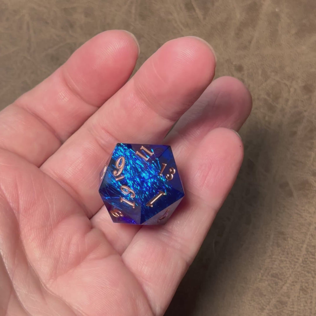 Courant Astral – Set de Dés en Résine Tranchants