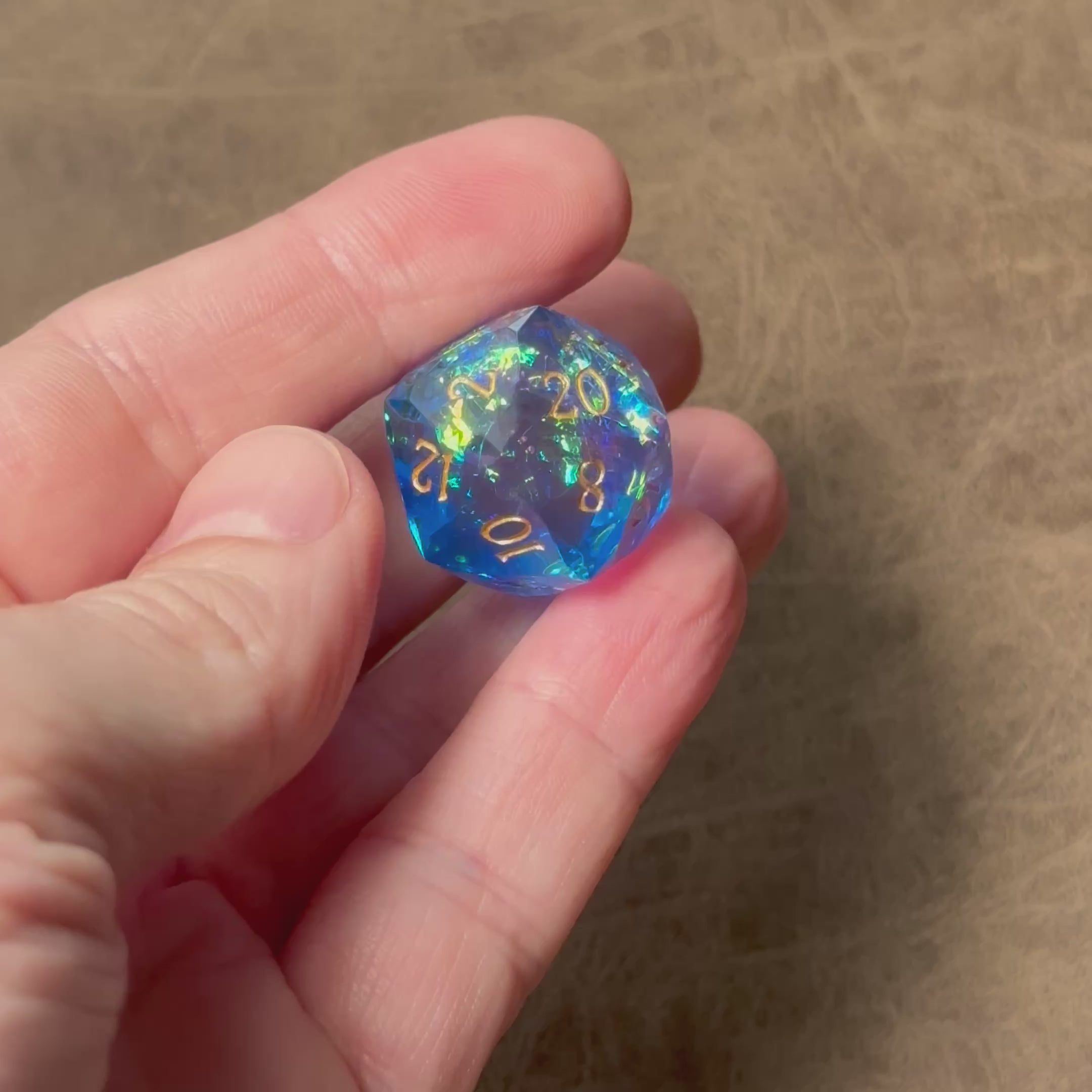 Radiant Heliosurge – Diamond-Edge Resin Dice Set