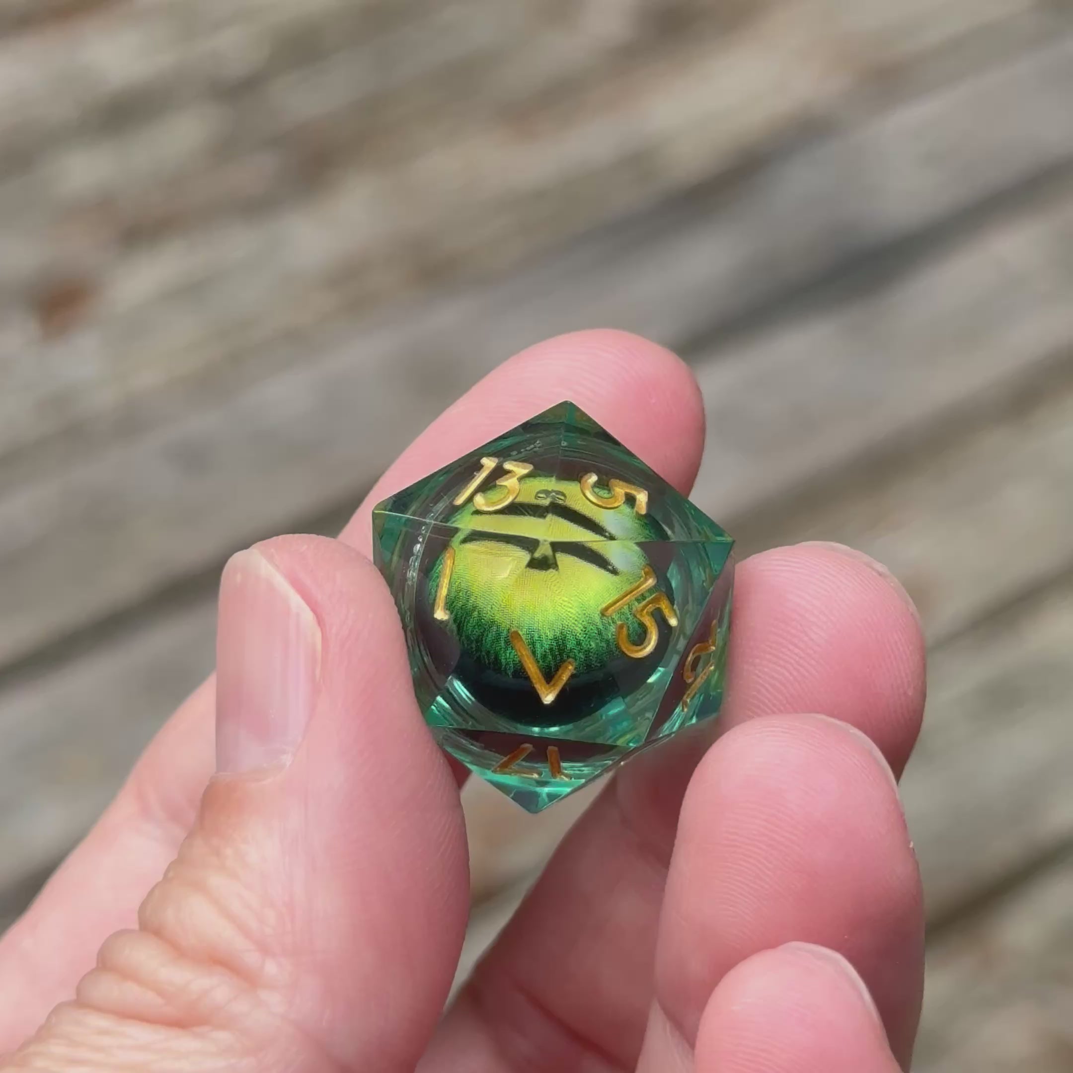 Emerald Dragon’s Gaze Liquid Core Dice Set