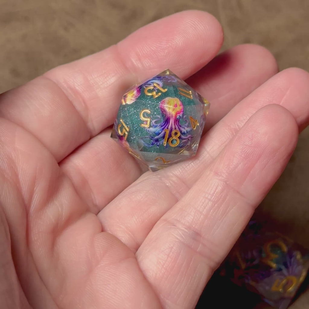 Tideglass Oracle – Liquid Core Dice Set