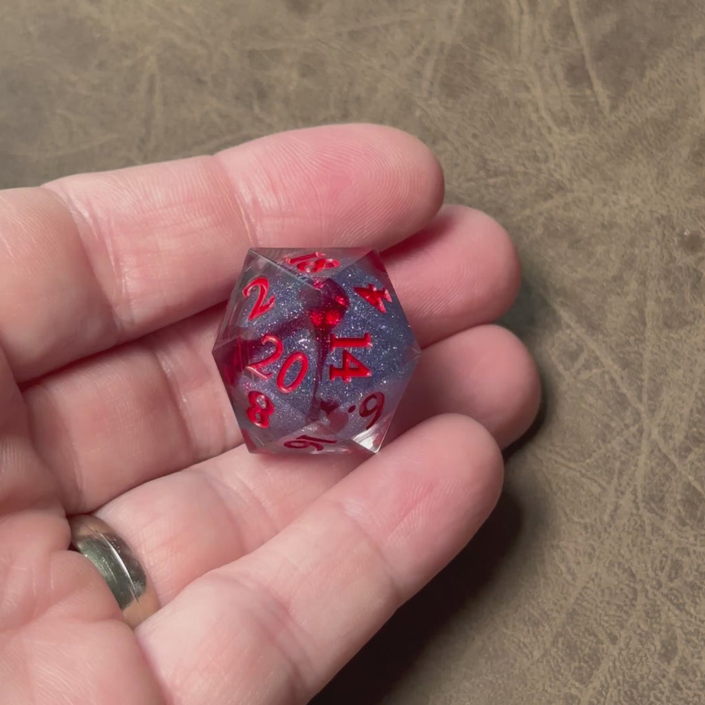 Mascarade Cramoisie – Set de dés à cœur liquide
