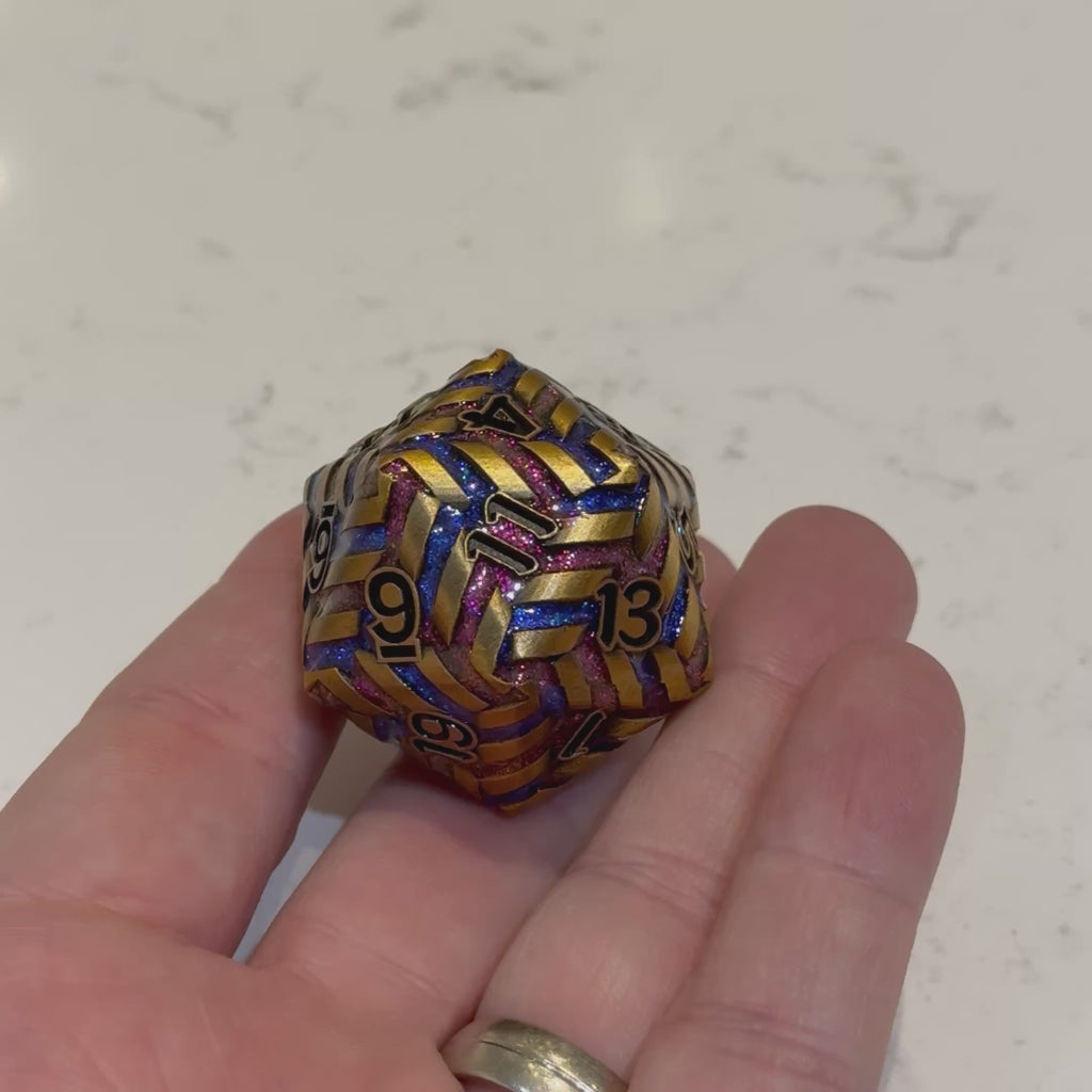 Abyssal Nightbraid – Gilded Vortex (Jumbo D20)