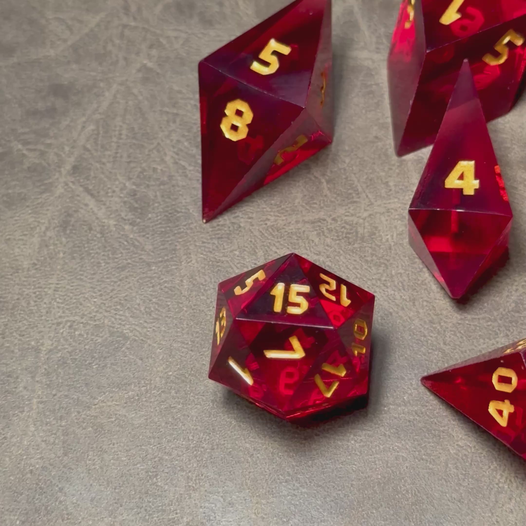 Bloodglass – Crystalspire Dice Set