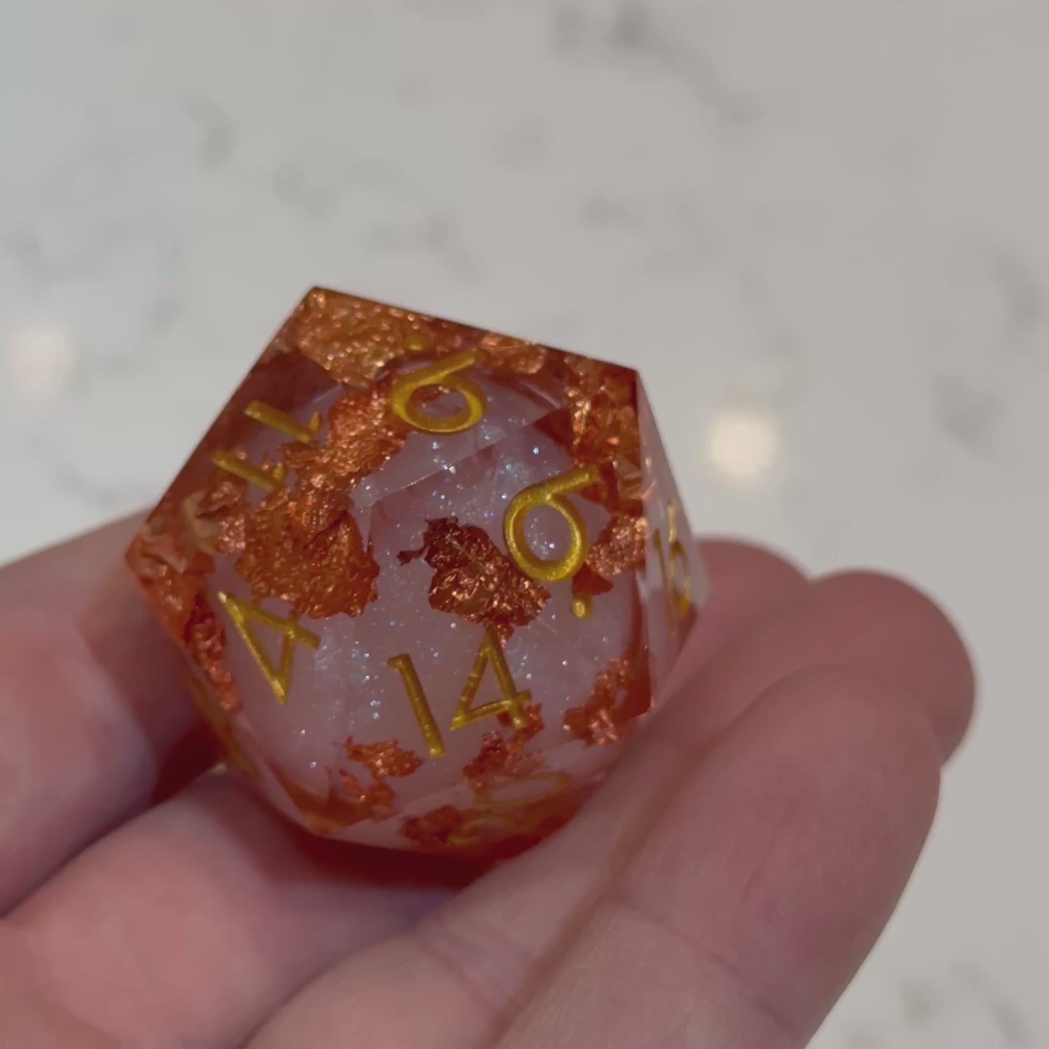 Sunmelt Reliquary – Jumbo D20 (33mm)