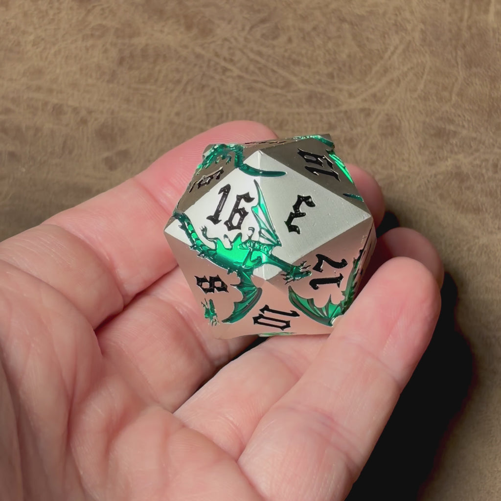 Emeraldwyrm Sigil – Colossus D20 (33mm)