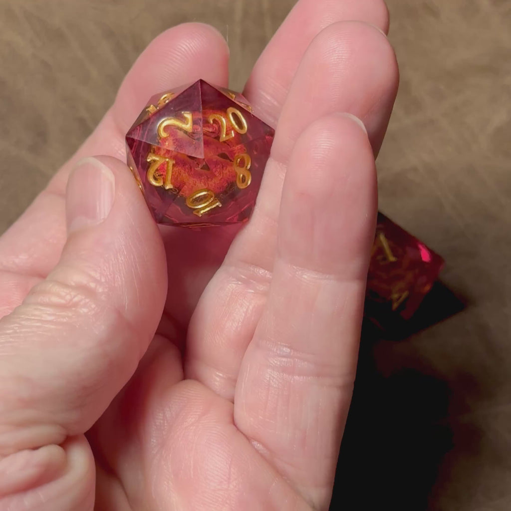 Molten Dragon's Gaze – Liquid Core Dice Set