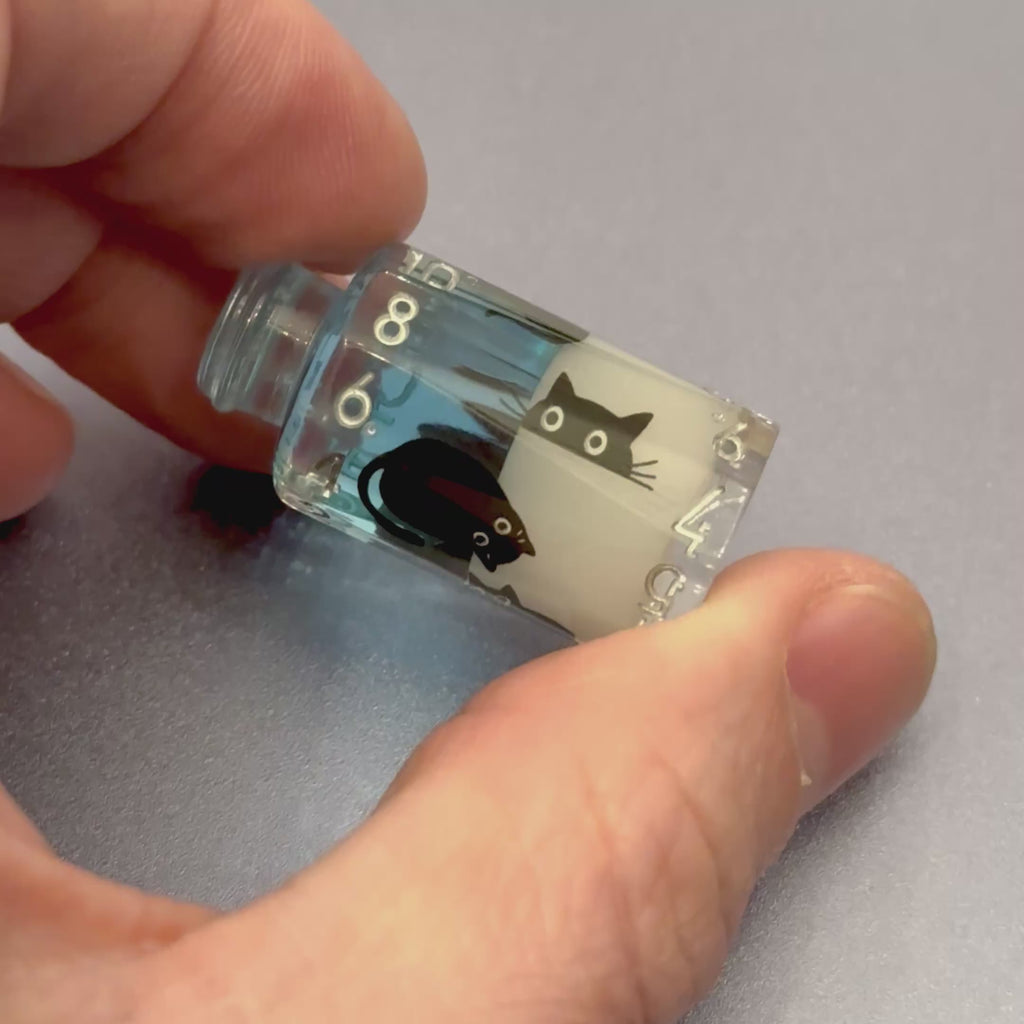 Moustaches familières – Jeu de dés Chats Potionnés