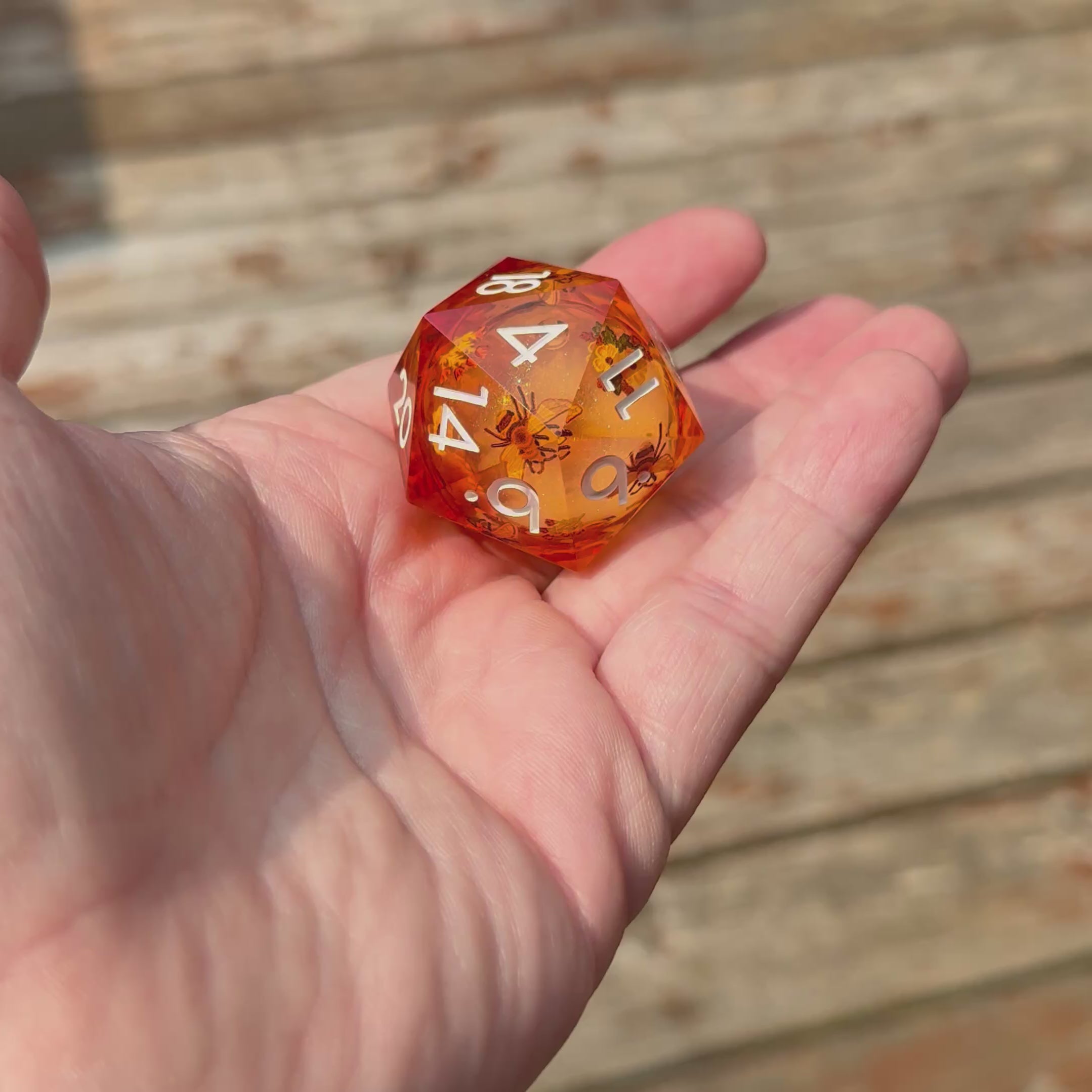 Petalforge Liquid Core - Jumbo D20 (33mm)
