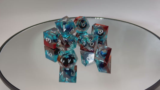 Stormscale Dragon’s Gaze Liquid Core Dice Set