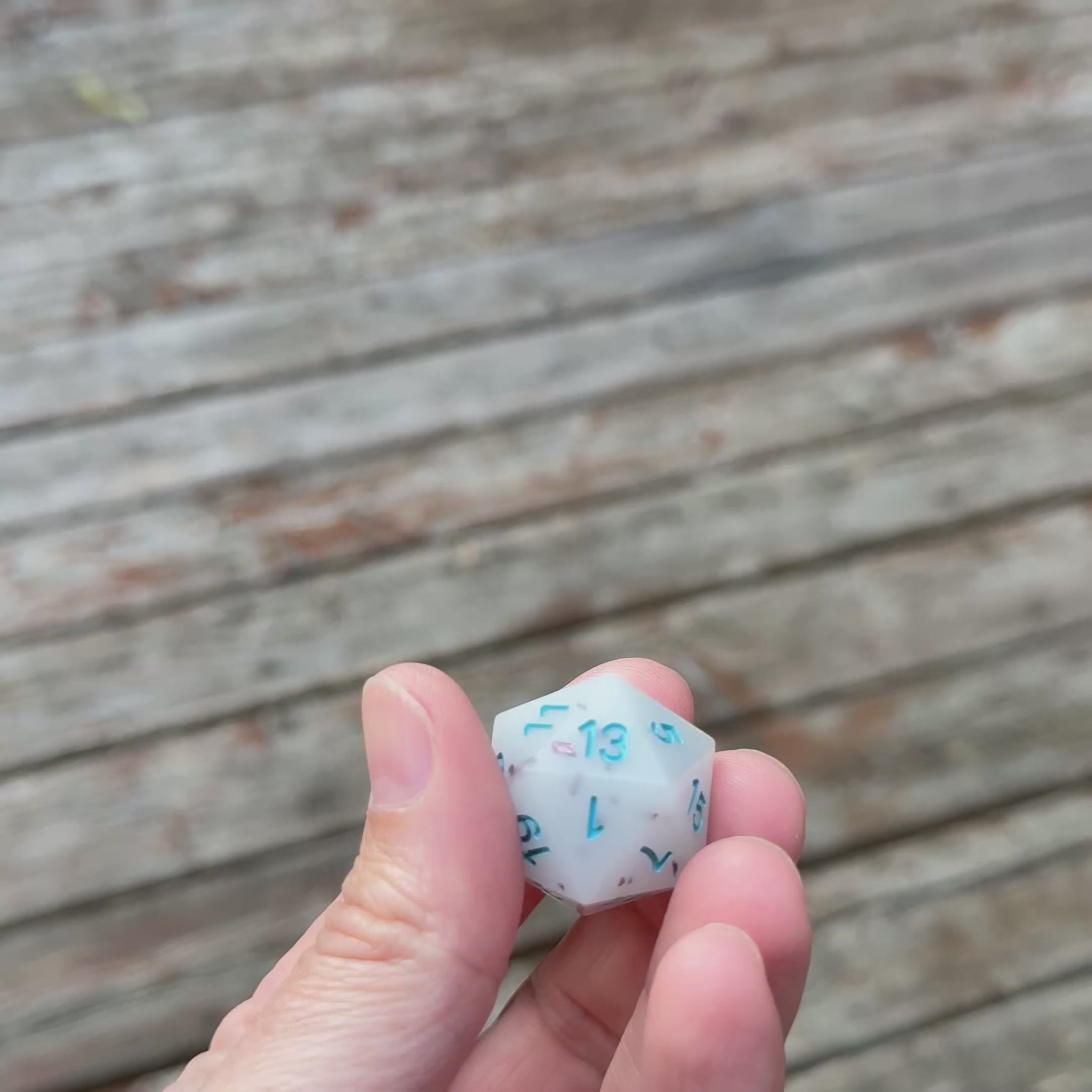 Frostbite Marble Sharp Edge Dice Set