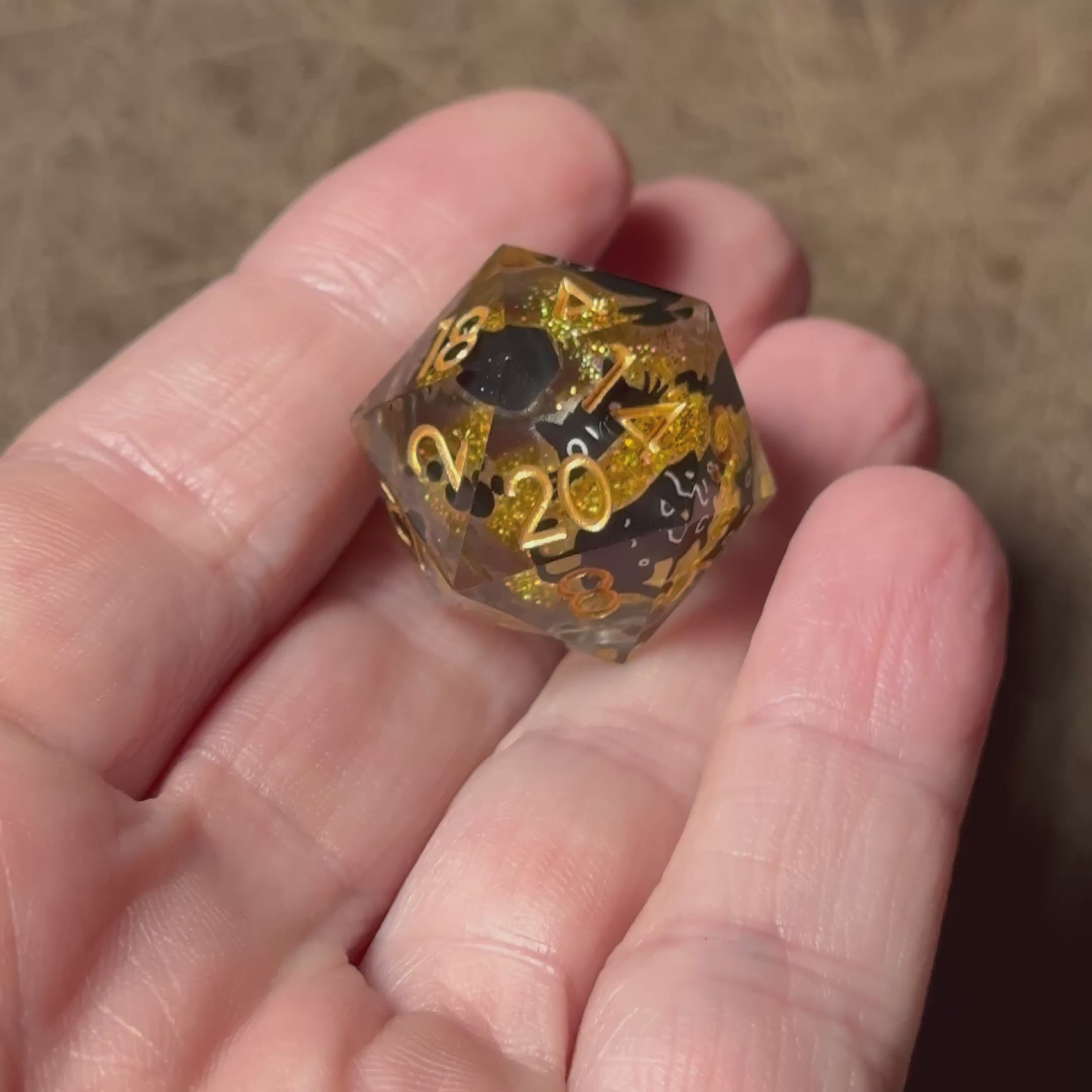 IceForge Dice Canada - Familiar Whiskers - Golden Hex – Liquid
