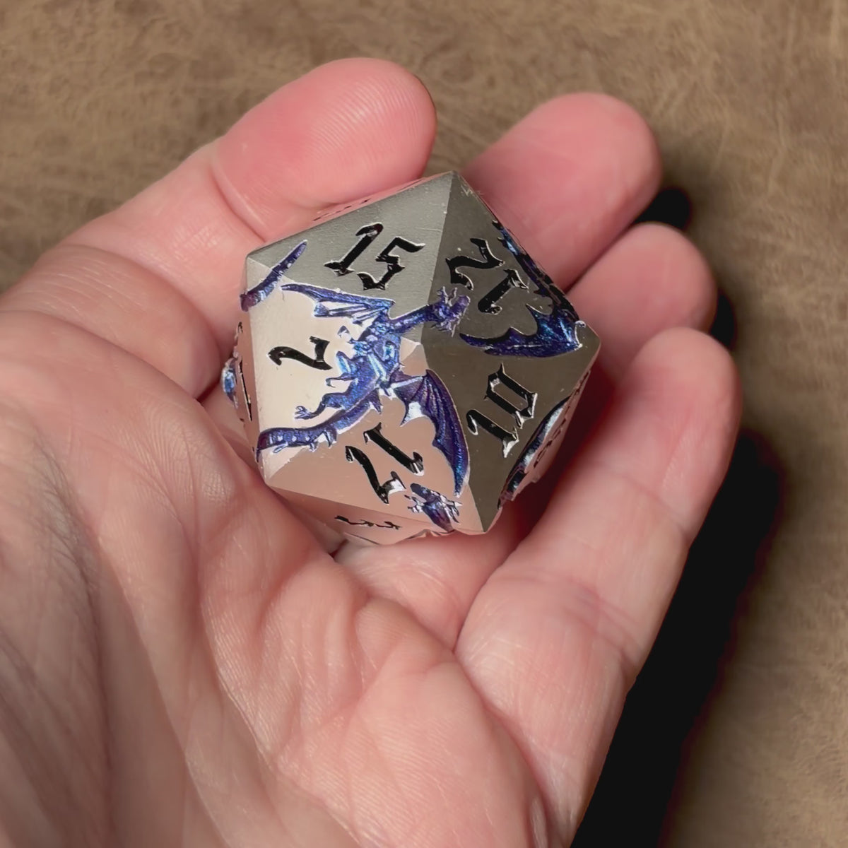 Shadowwyrm Sigil – Colossus D20 (33mm)