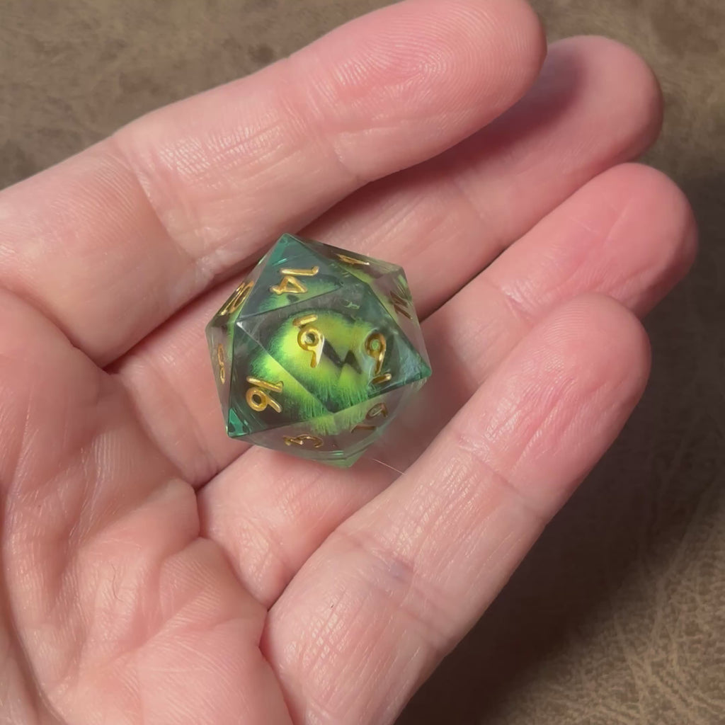 Emerald Dragon’s Gaze Liquid Core Dice Set