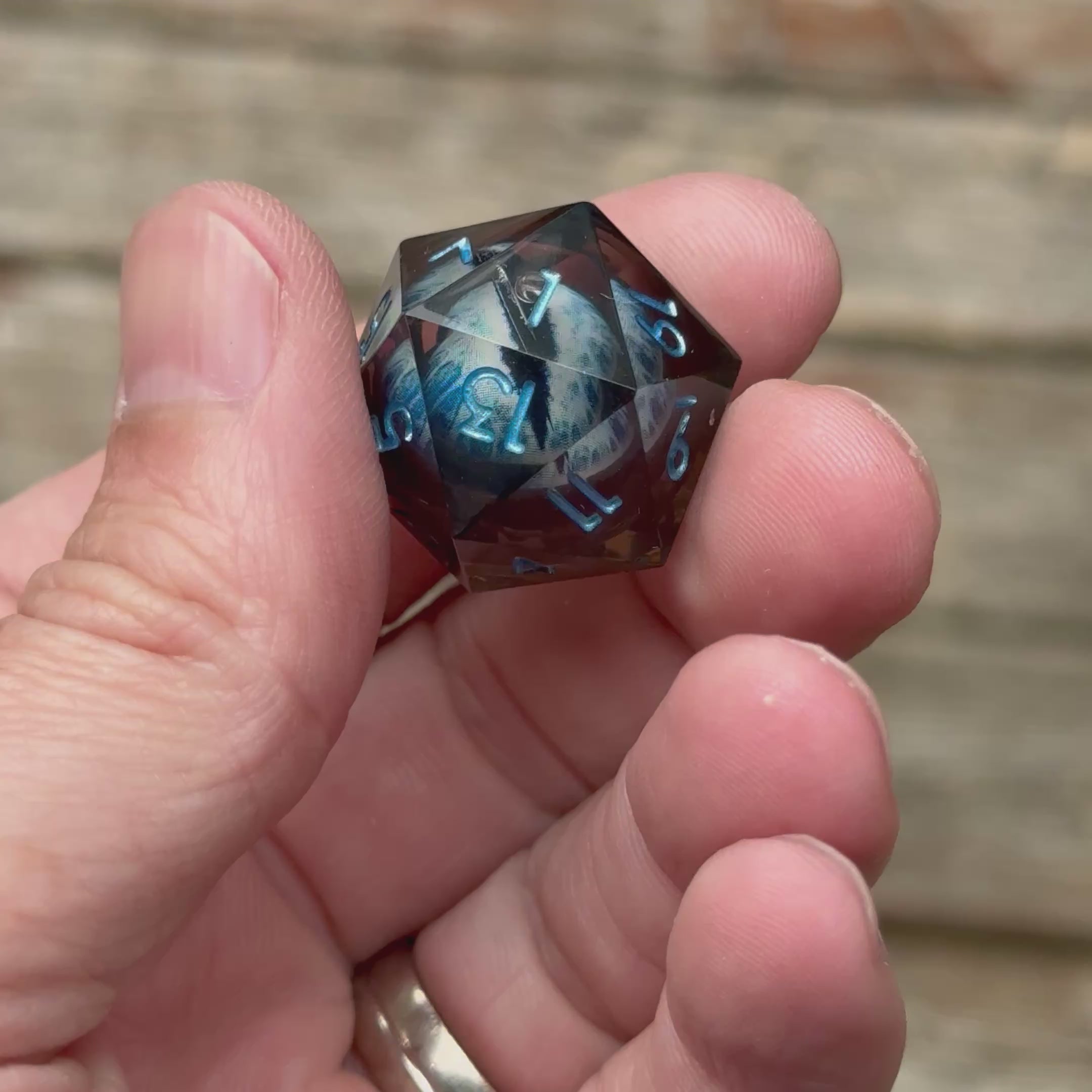 Frostbound Dragon’s Gaze Liquid Core Dice Set