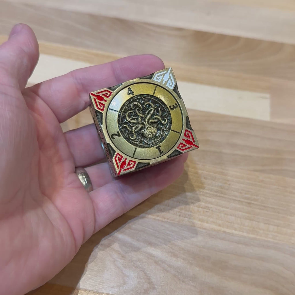 Wyrmfang Relic – Forged Spinner Die (40 mm)