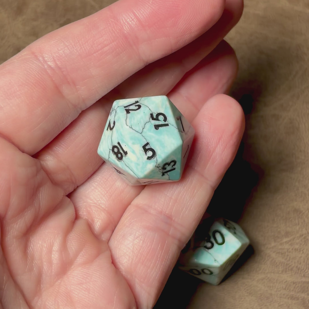 Turquoise Faultline – Gemstone Dice Set